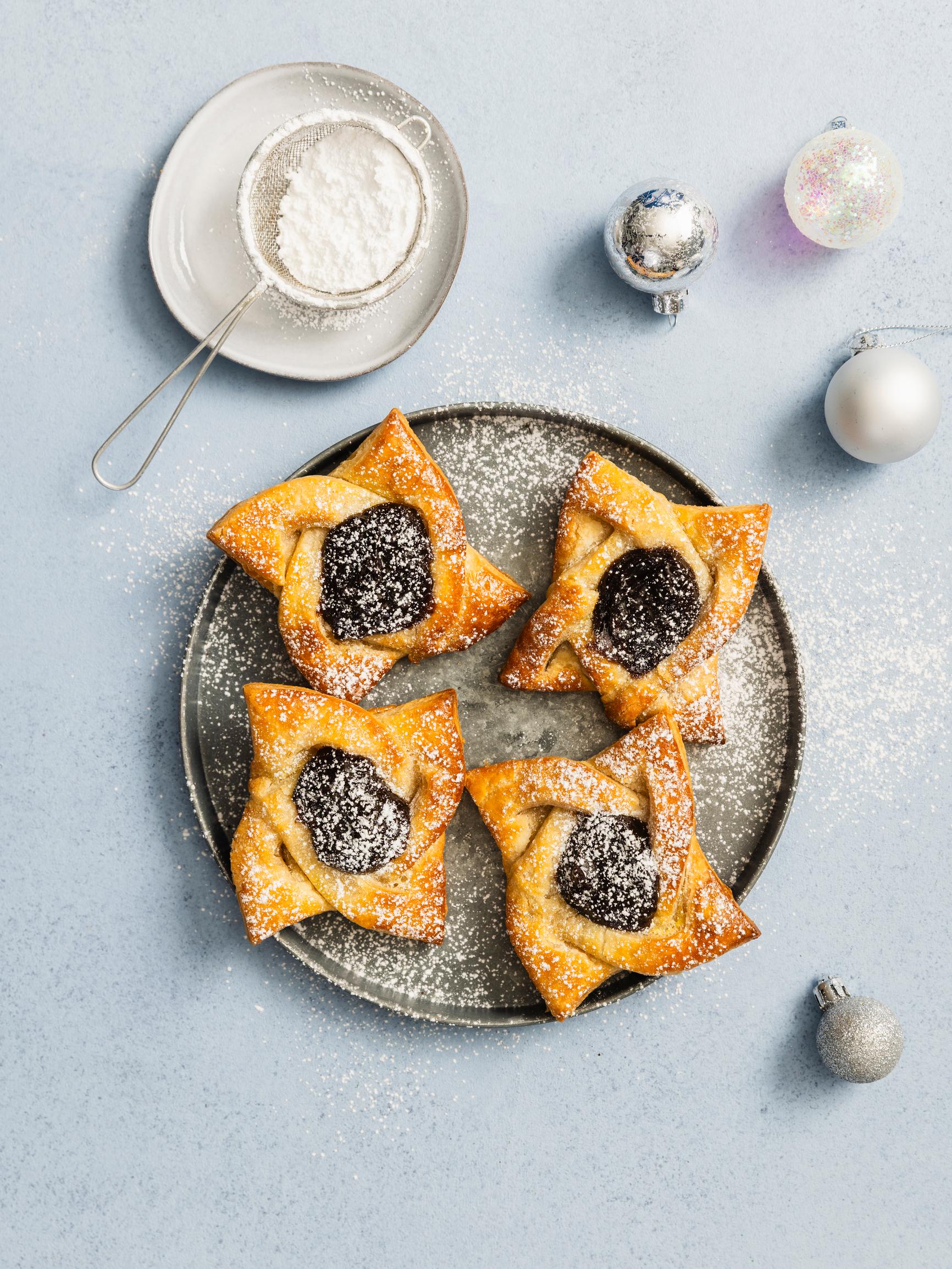 Gluteenittomat joulutortut – näin taittelet tavallista hauraammasta taikinasta kauniit timanttitortut helposti