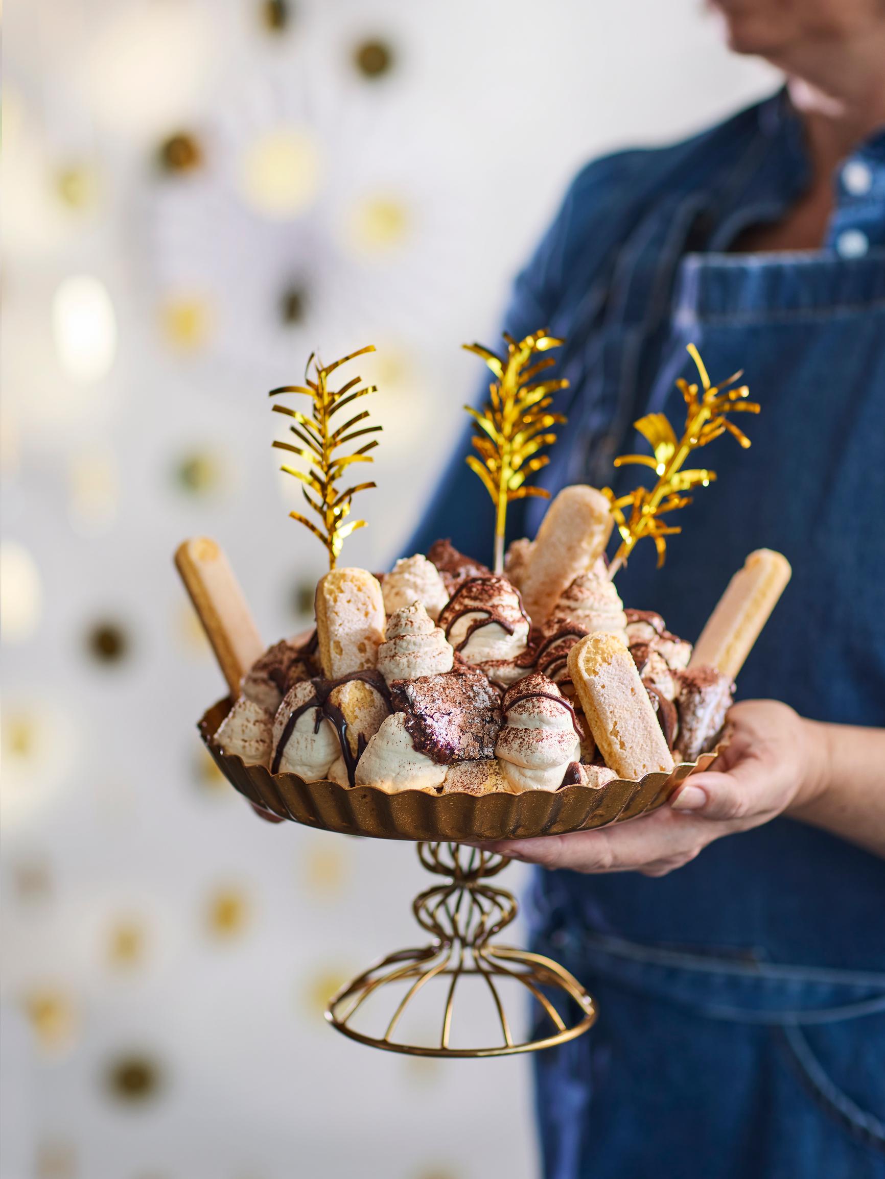 Tiramess – tiramisun ja Eton messin rakkauslapsi on superhelppo ja ihanan överi