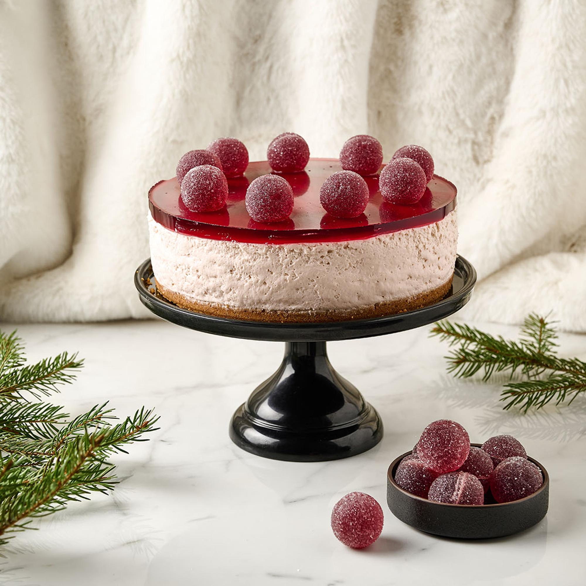 Glögikuula-juustokakku, jonka jujuna on piparipohja ja reilu tujaus glögiä – sesongin hittikakku!