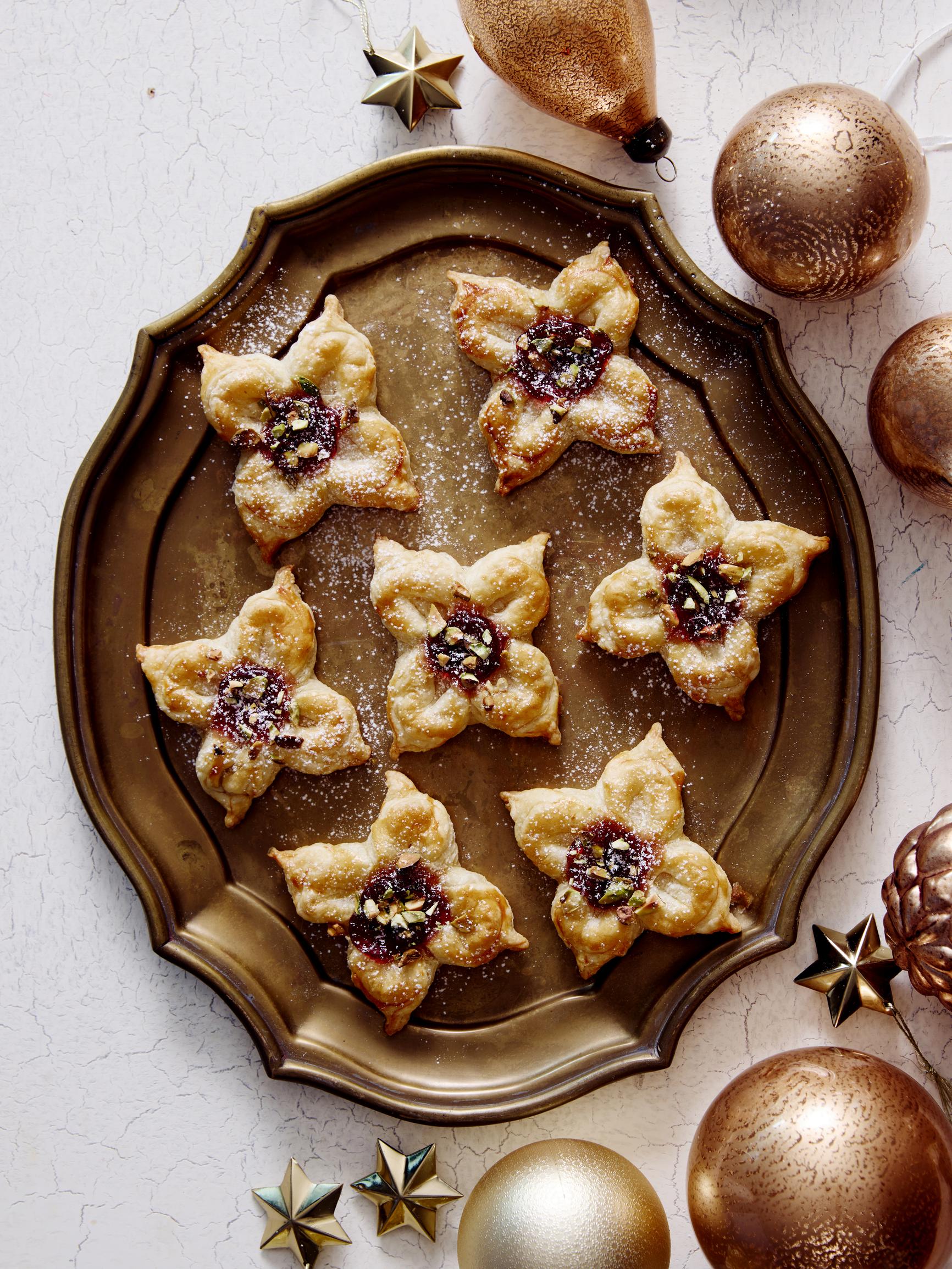 Joulutähtitortut – taittele tortut tutun joulukukan muotoon ja täytä trendimauilla