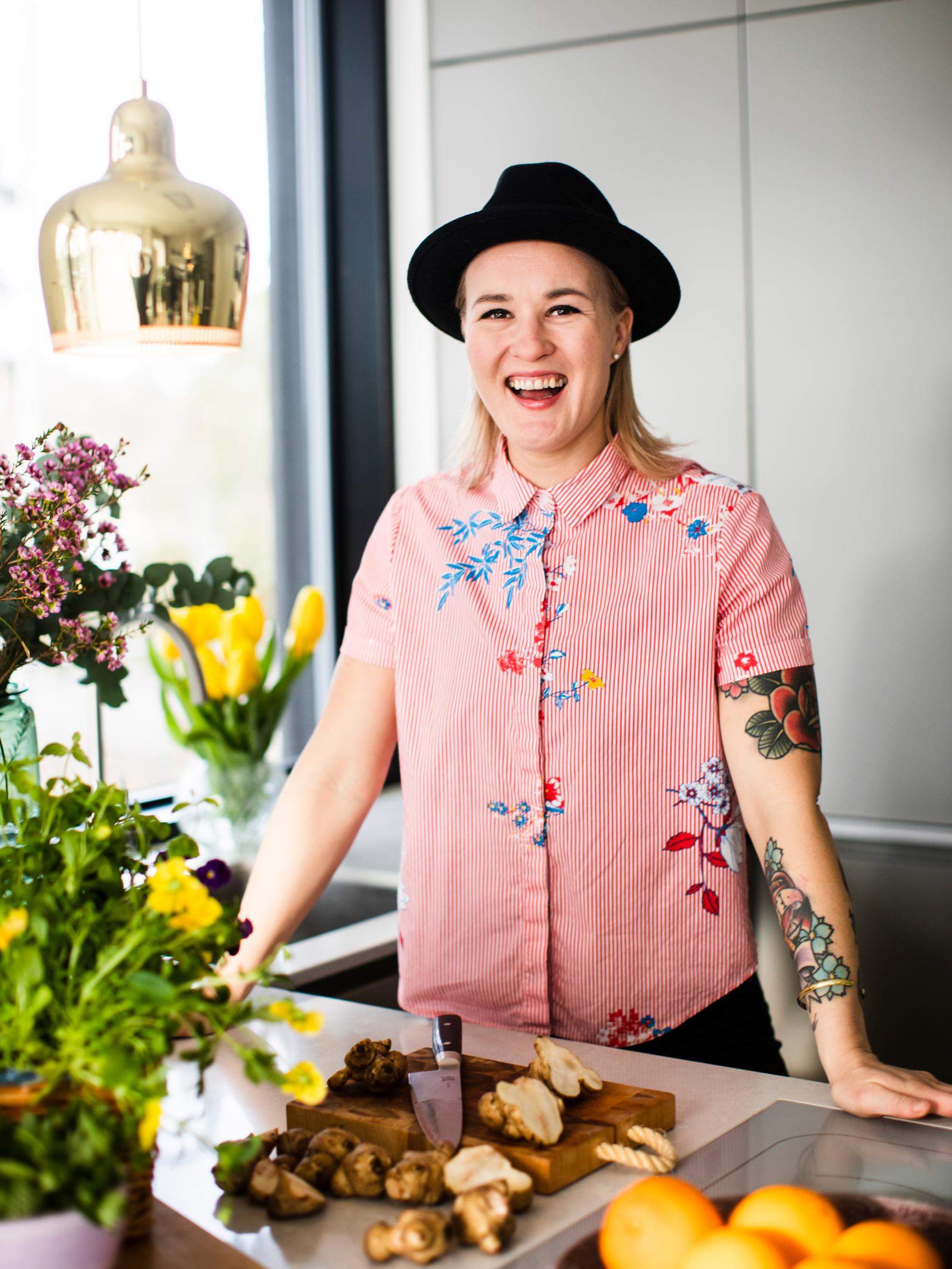 Telkkarista tuttu kokki Linnea Vihonen: ”Rakastan olla 40-vuotias – olen pysähtynyt onnistumisten kohdalle ja hyväksynyt itseni”