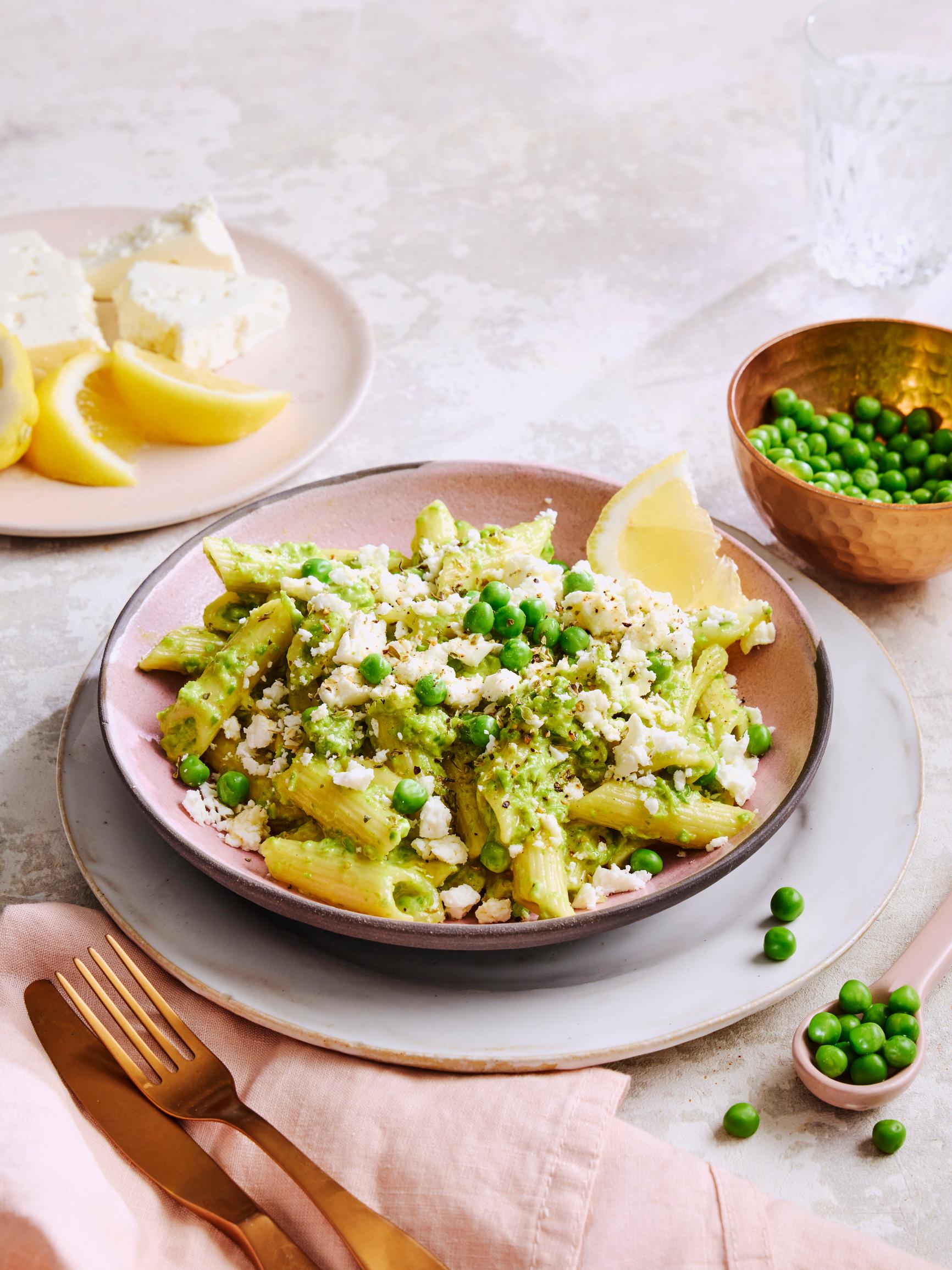 Herne-fetapasta on huokea ja herkullinen arkiruoka – ja valmis vartissa!