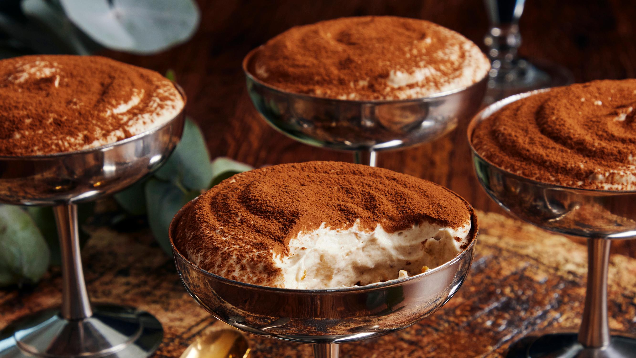 Luumutiramisu – luumurahka saa uuden ilmeen tiramisun hengessä