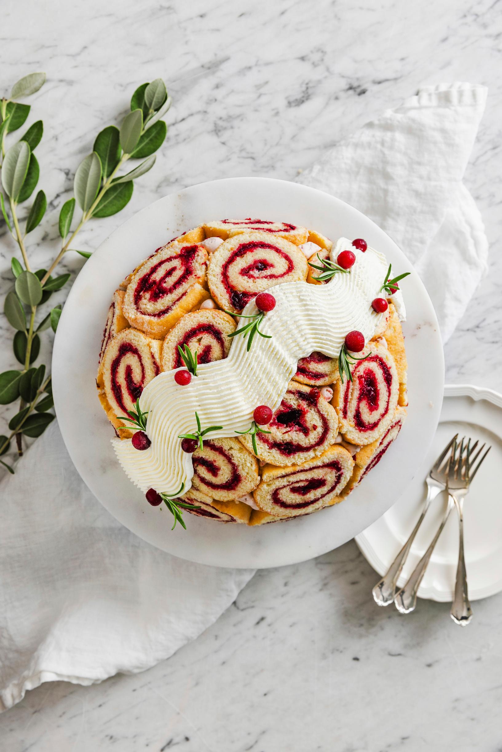 Charlotte royale on jälkiruokien kuningatar – kaunis, pehmeä ja täydellisen raikas