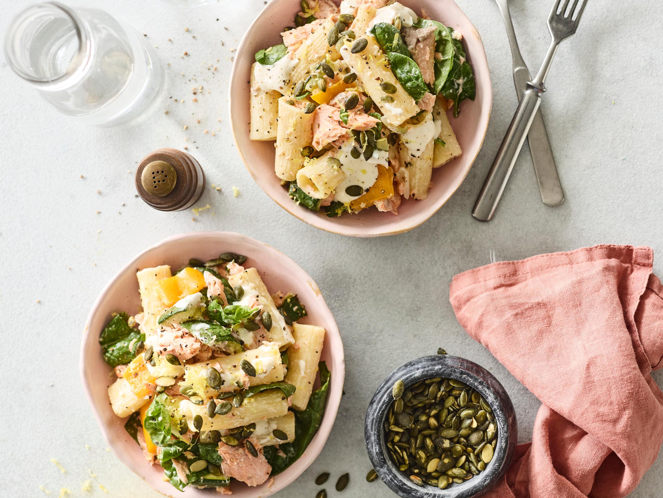 Sitruunainen uunilohipasta ihastuttaa yksinkertaisuudellaan