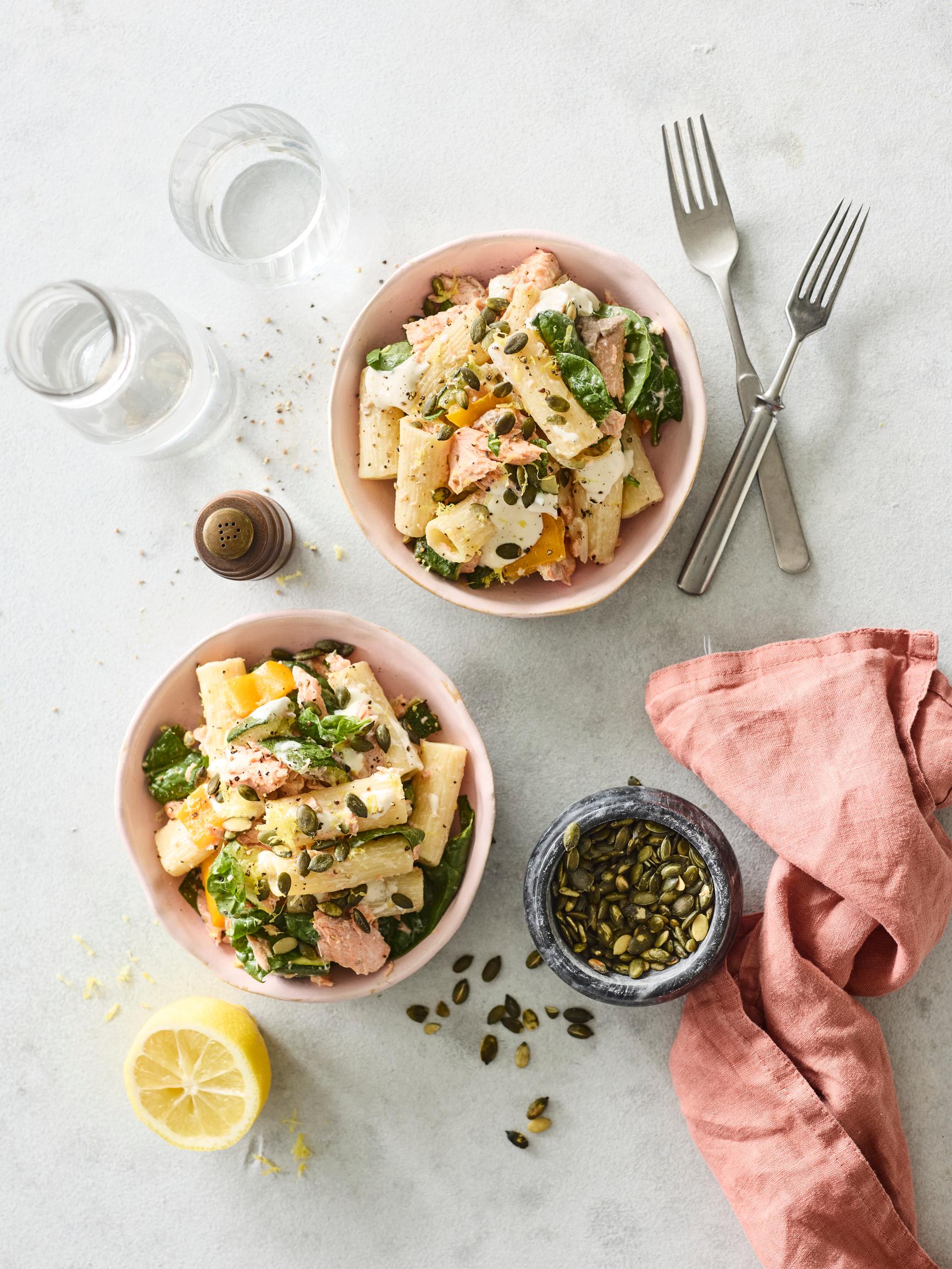 Sitruunainen uunilohipasta ihastuttaa yksinkertaisuudellaan