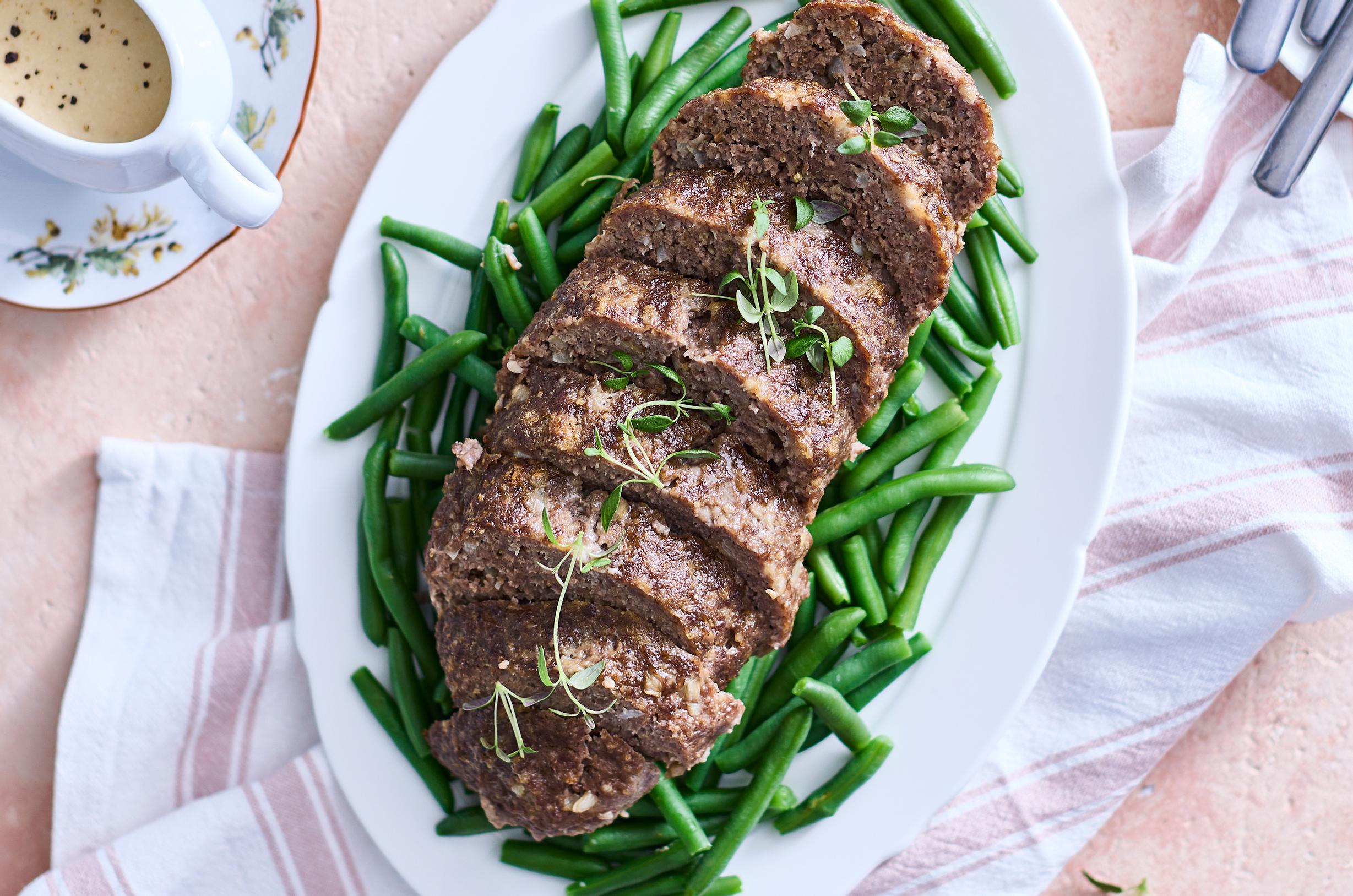 Lihamureke kuin mummolassa – herkullinen klassikko ilahduttaa arkiruokapöydässä