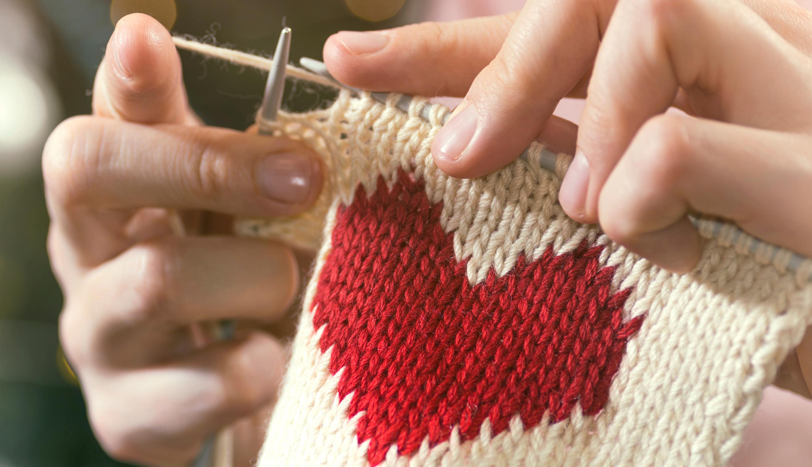 Teetkö käsitöitä hyväntekeväisyyteen? Älä käytä Temu-lankoja + 4 muuta neuvoa