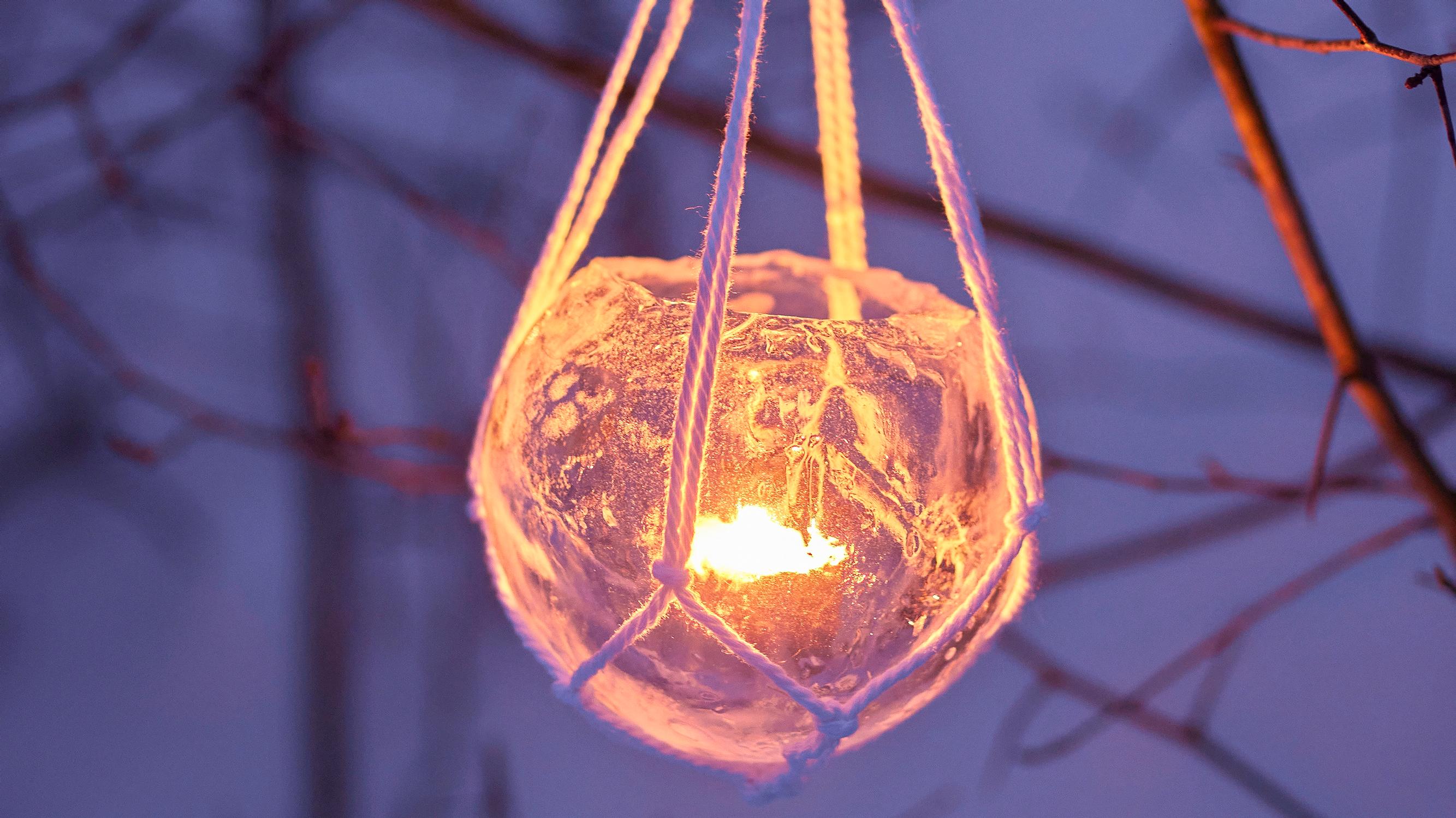 Jääamppeli syntyy helposti ilmapallon avulla – ripusta lyhty pihalle tai parvekkeelle