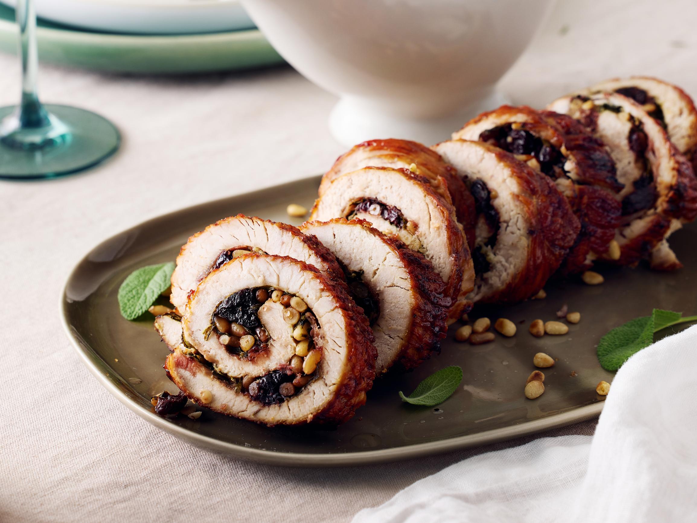 Joulukalkkunarulla – mehevä juhlaruoka lainaa makuja Italiasta