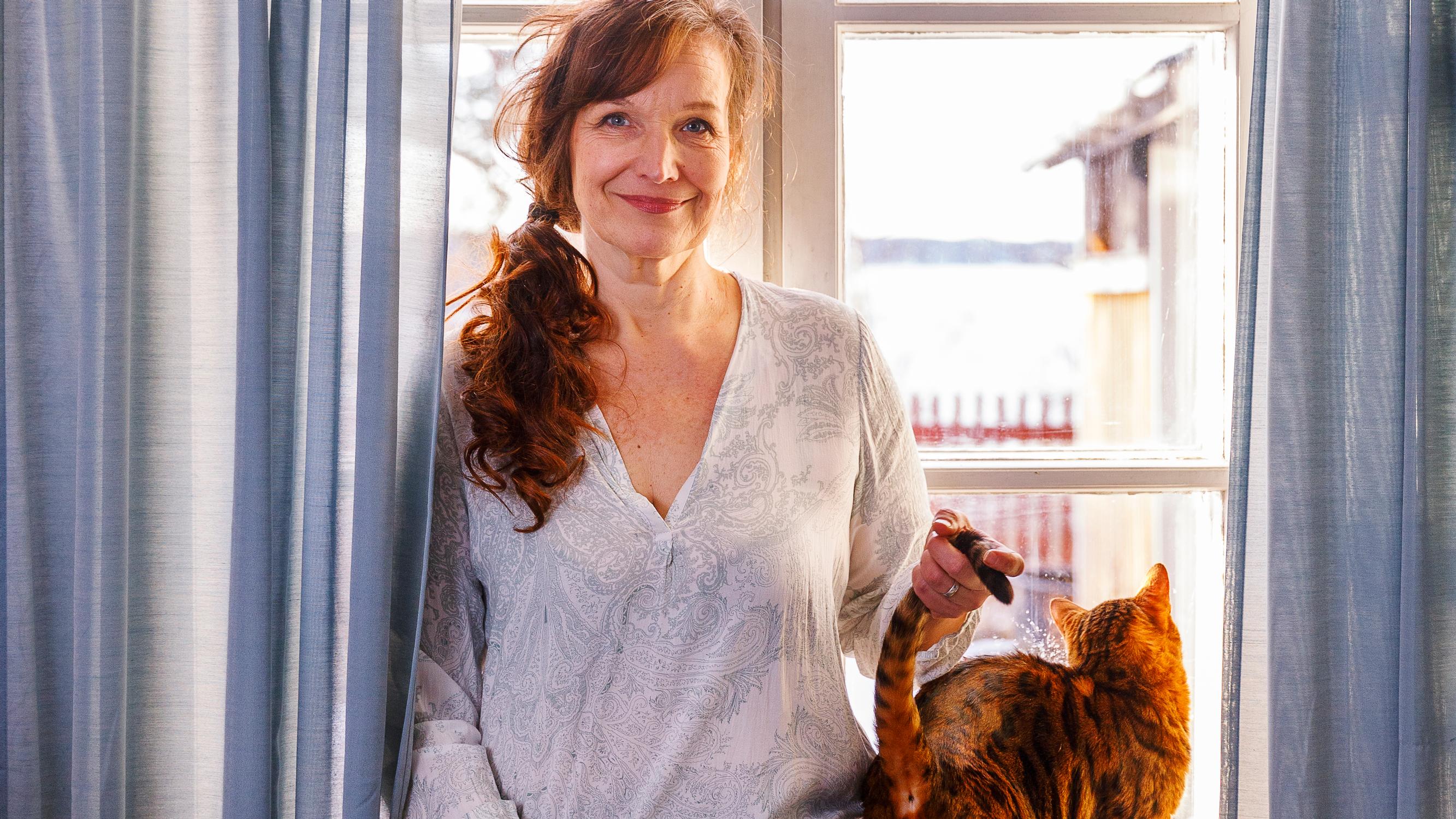 Kissamme Leo on pissannut mortteliin, lento­palloon ja sähkö­pistokkeeseen aiheuttaen oikosulun – apu löytyi yllättävästä asiasta