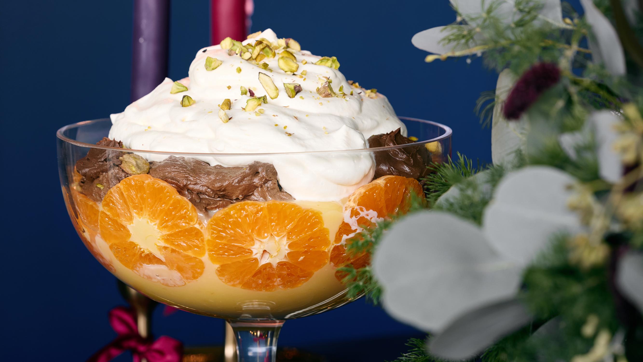 Klementiini-suklaatrifle – kerroksittain raikkautta, samettista suklaata ja kermaista pehmeyttä