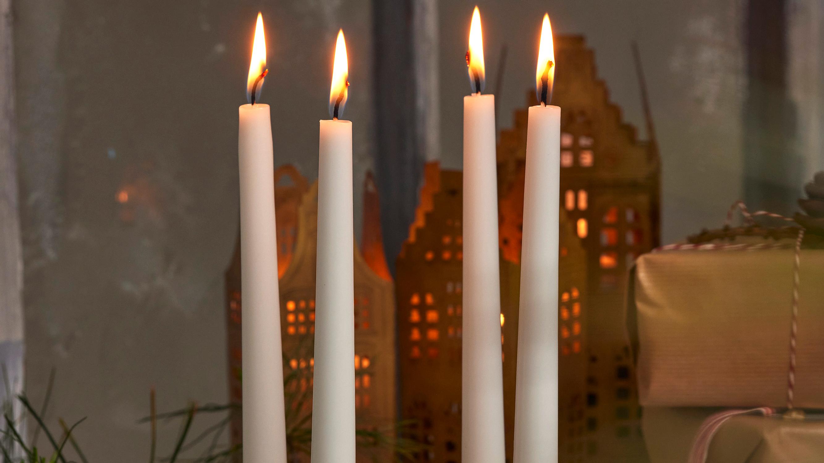 Nikkaroi kynttelikkö puupalasta – itse tehty valontuoja luo tunnelmaa