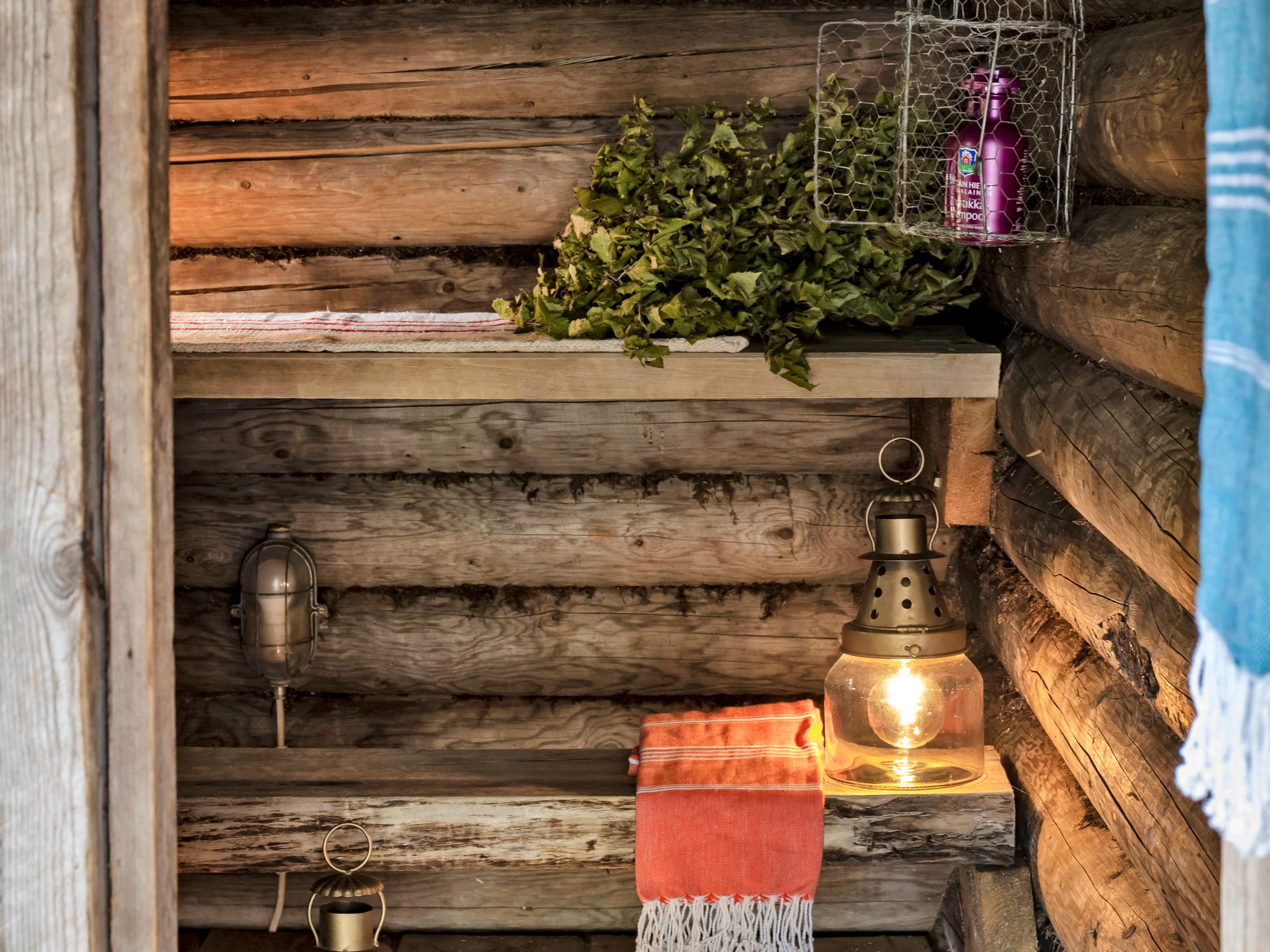 ”Minua on kosittu saunassa keskellä yötä” – lukijat jakavat yllättävät saunamuistonsa!