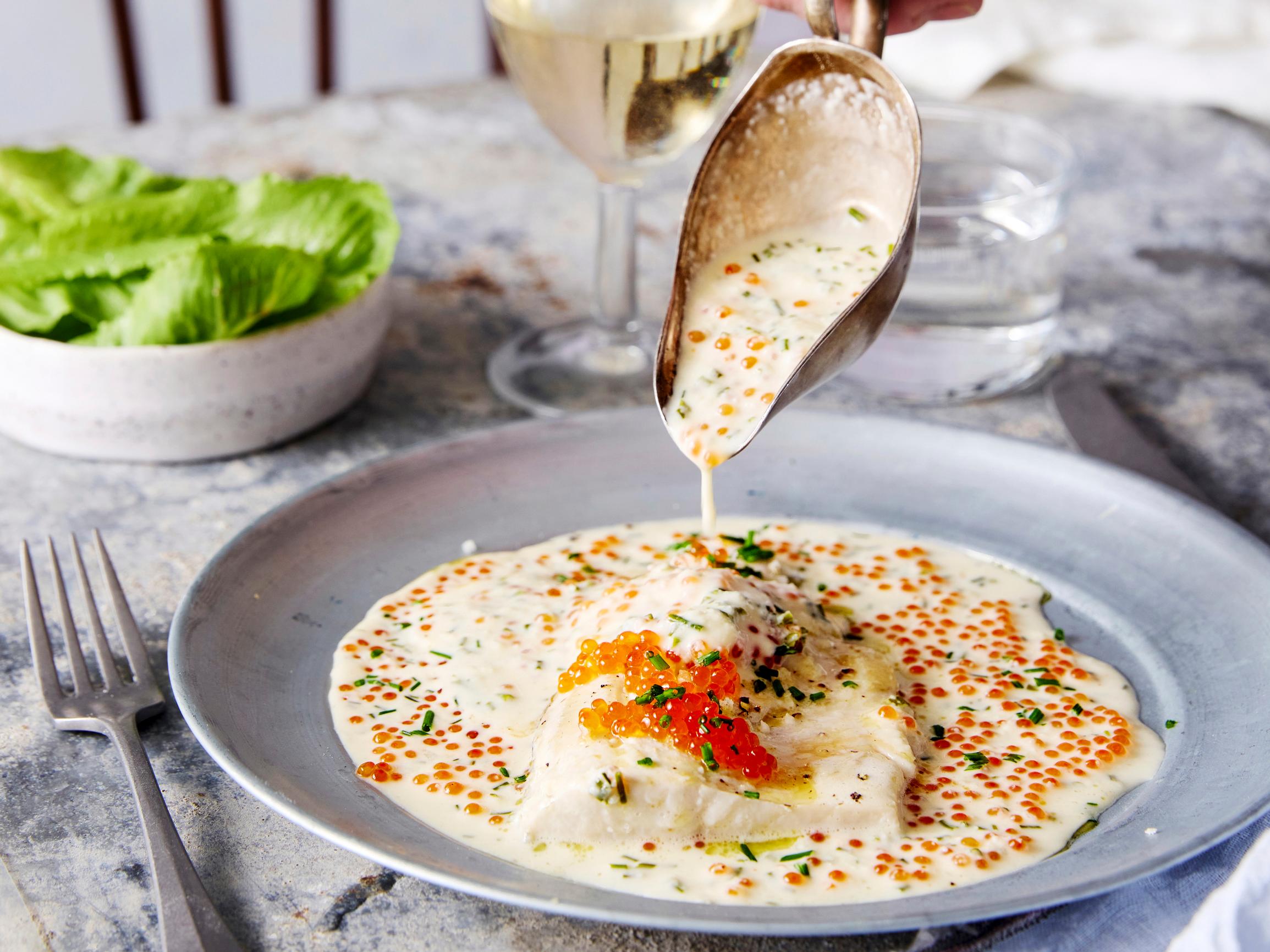 Ravintolatason mätikastike – kalan kanssa tarjottava herkkukastike on yllättävän helppo valmistaa