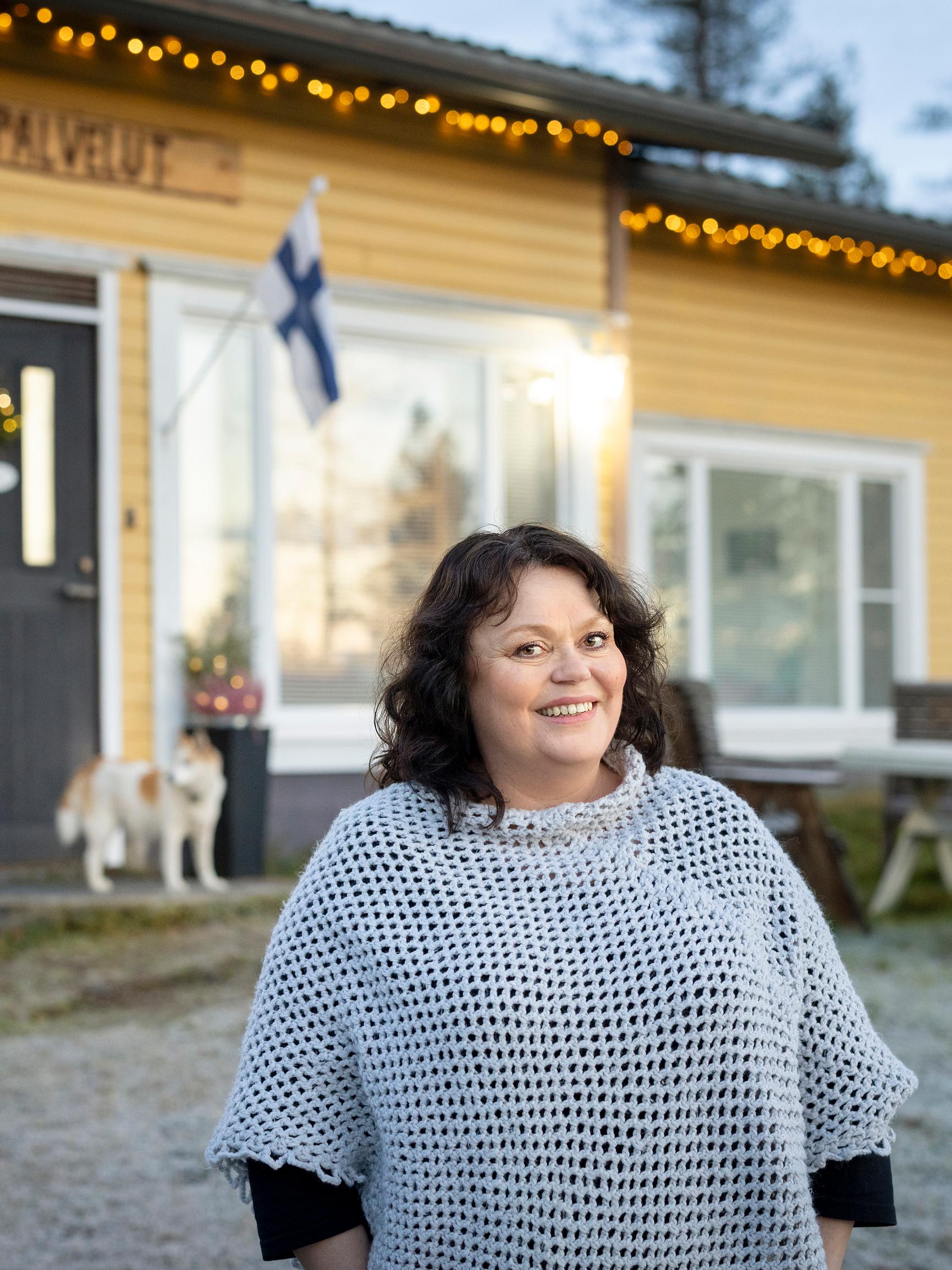 Isän kuoleman jälkeen Virve muutti vanhaan kyläkauppaan ja laittoi elämänsä uusiksi: ”Otin entisestä kodista vain muumimukit ja kitarat”