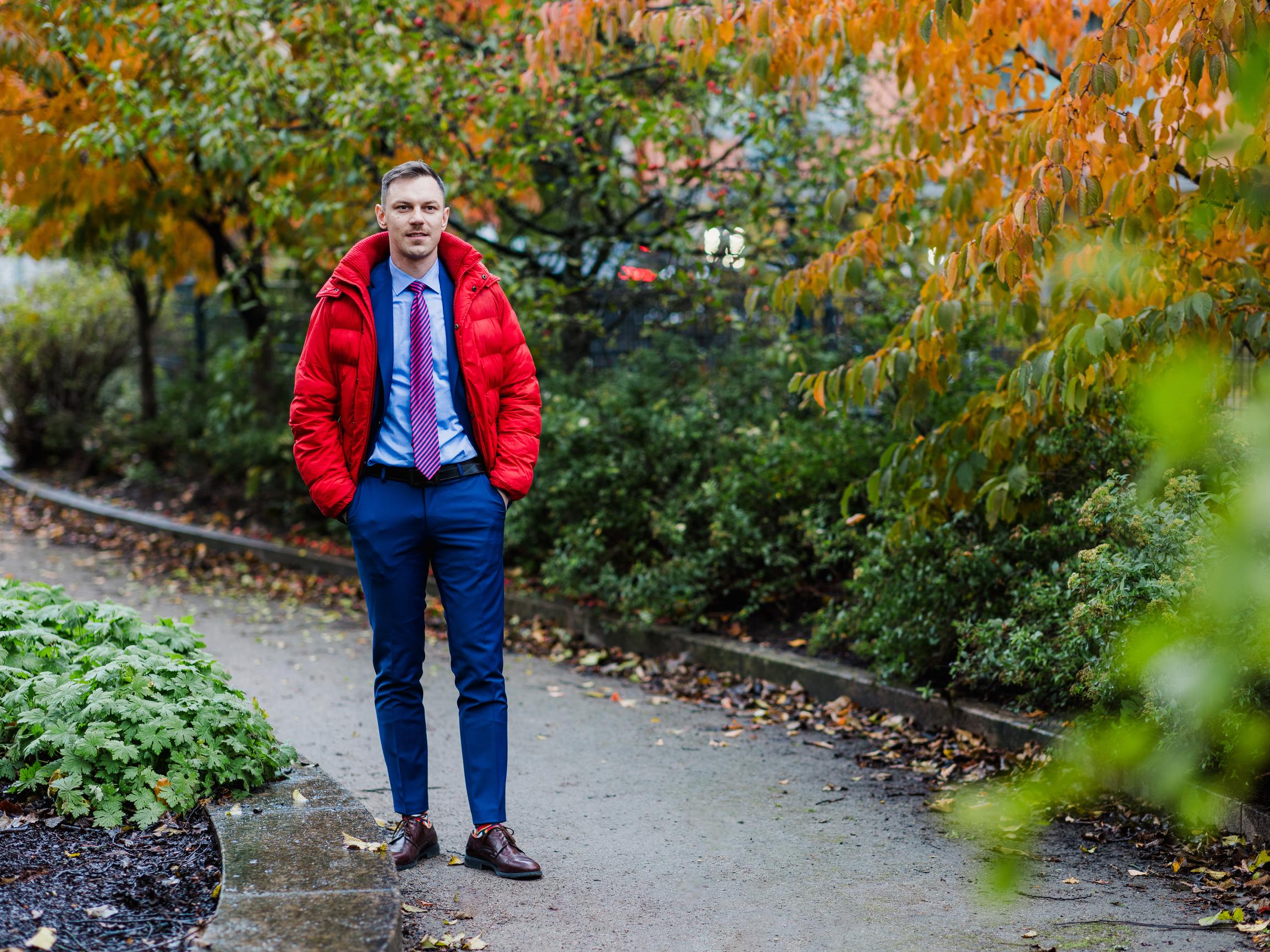 Maxim Fedorov asuu Ukrainassa pilvenpiirtäjässä: ”Nyt Kiovassa arki on aika tavallista, mutta noin puolet viikosta on sähkökatkoksia”