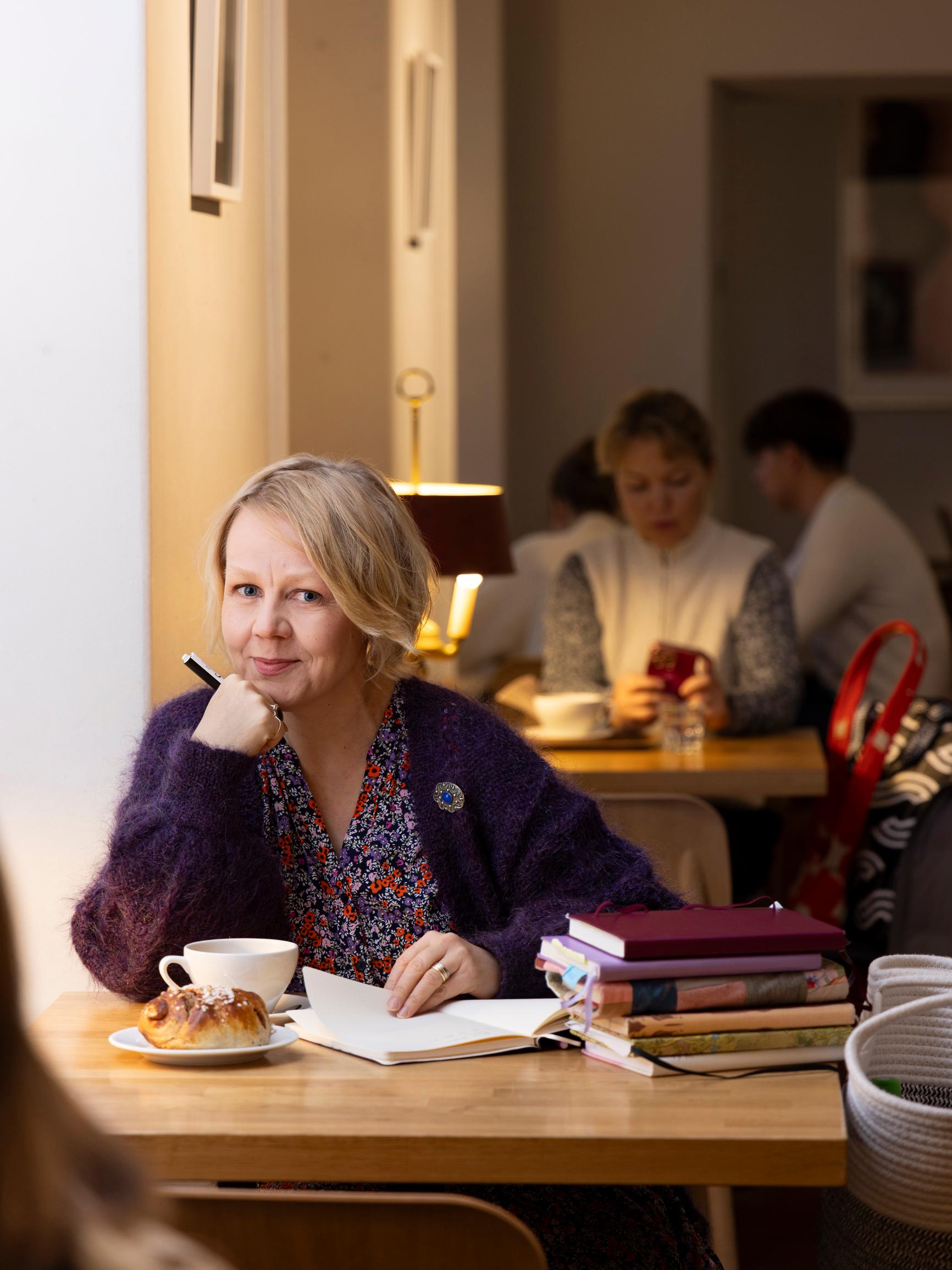 Mistä apua eroon ja muihin vaikeisiin tilanteisiin? Minna keksi helpon keinon, johon tarvitaan vain kynä ja paperia