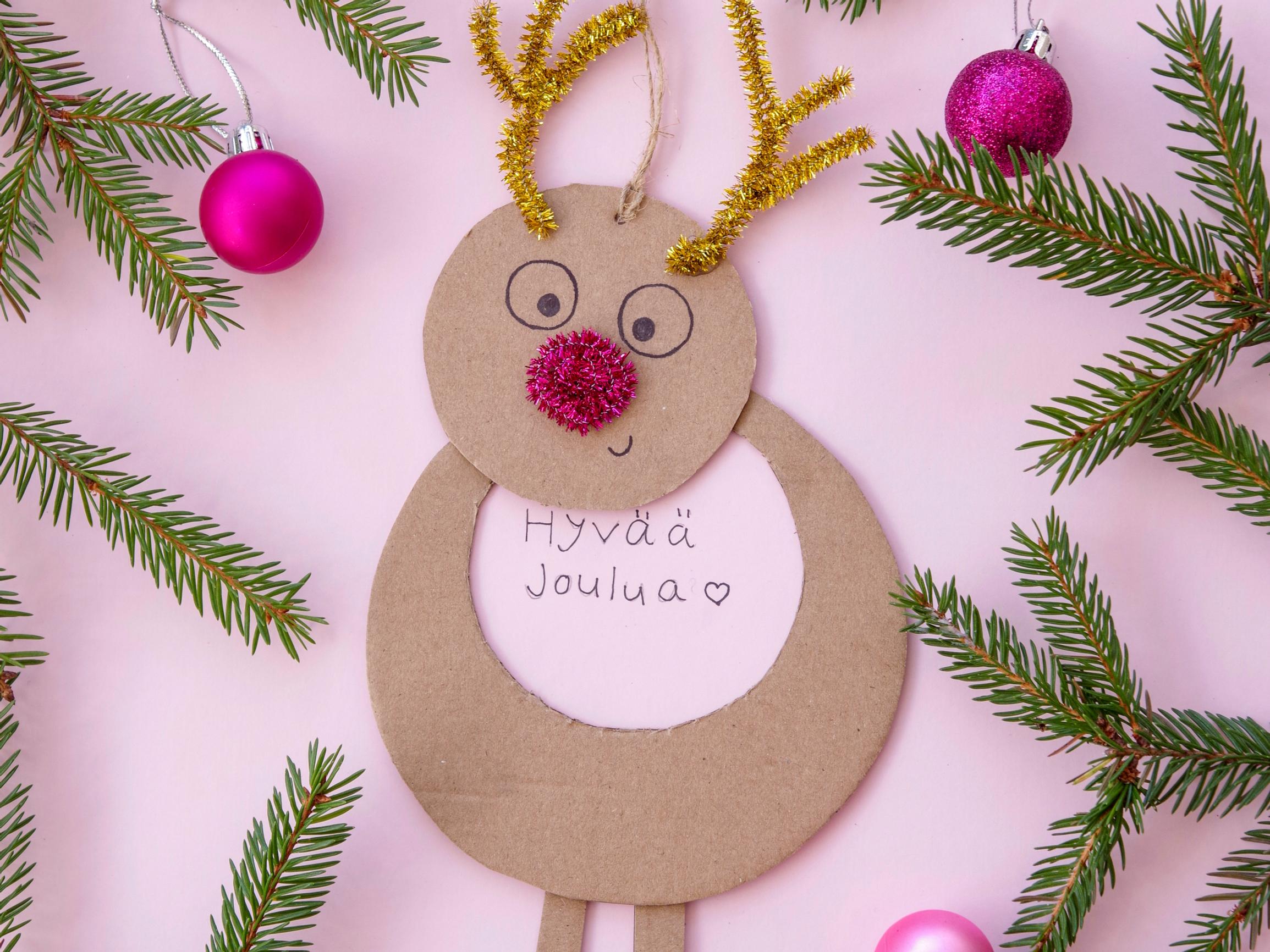 Iloinen porojoulukortti on samalla kuusenkoriste – katso helppo ohje ja lähetä Petteri matkaan