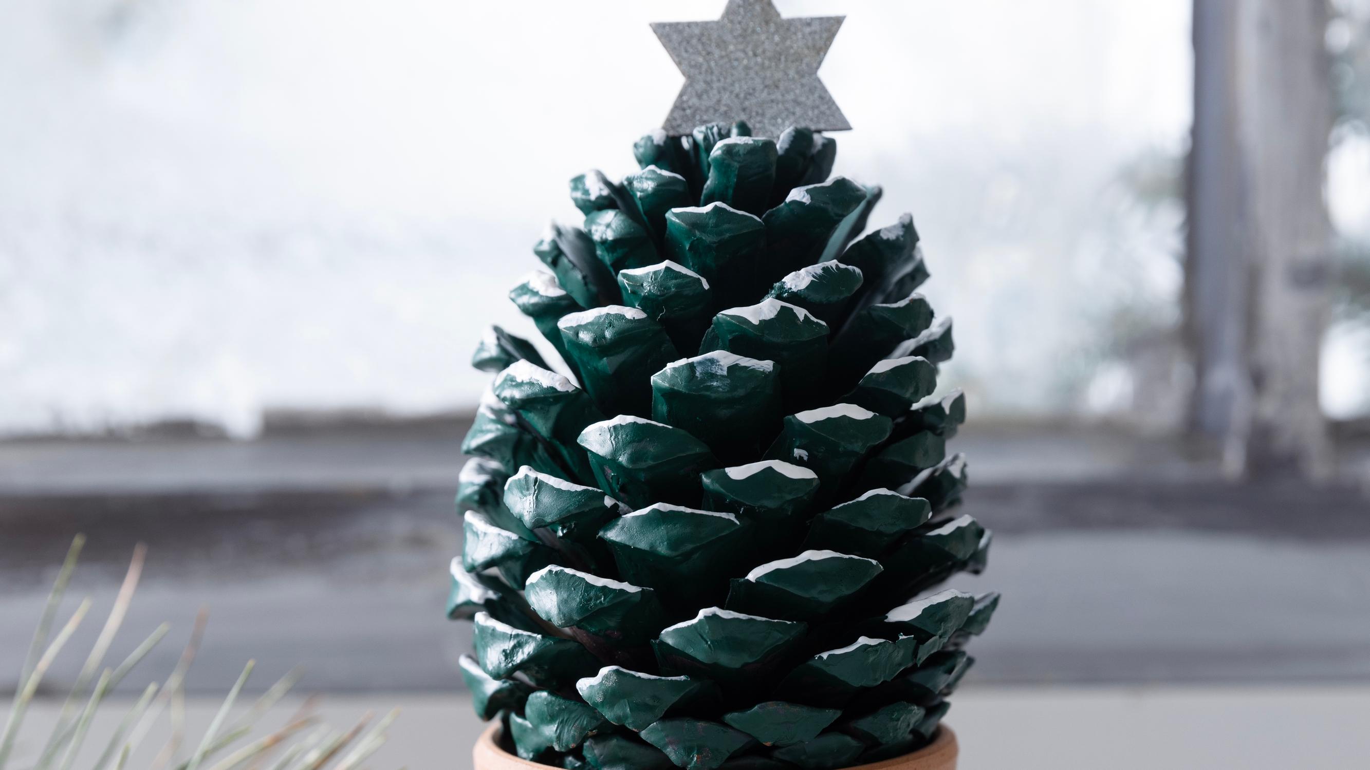 Tee itse helpot ja hienot käpykoristeet ripustettavaksi tai kattaukseen – katso ohjeet!