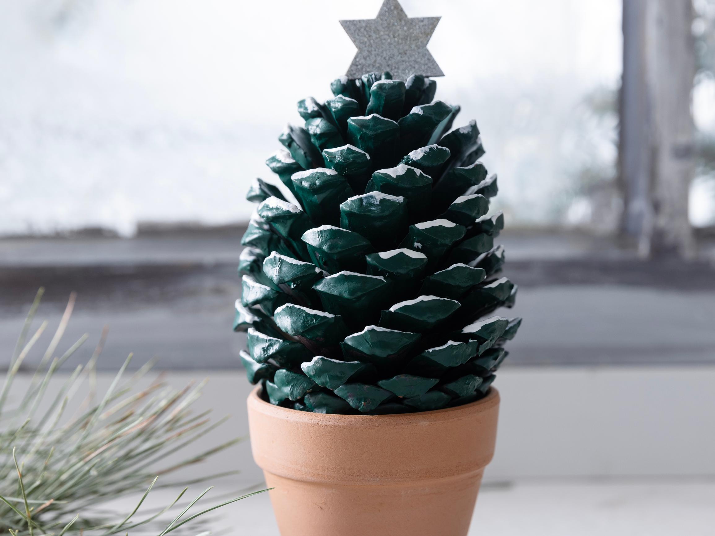 Tee itse helpot ja hienot käpykoristeet ripustettavaksi tai kattaukseen – katso ohjeet!