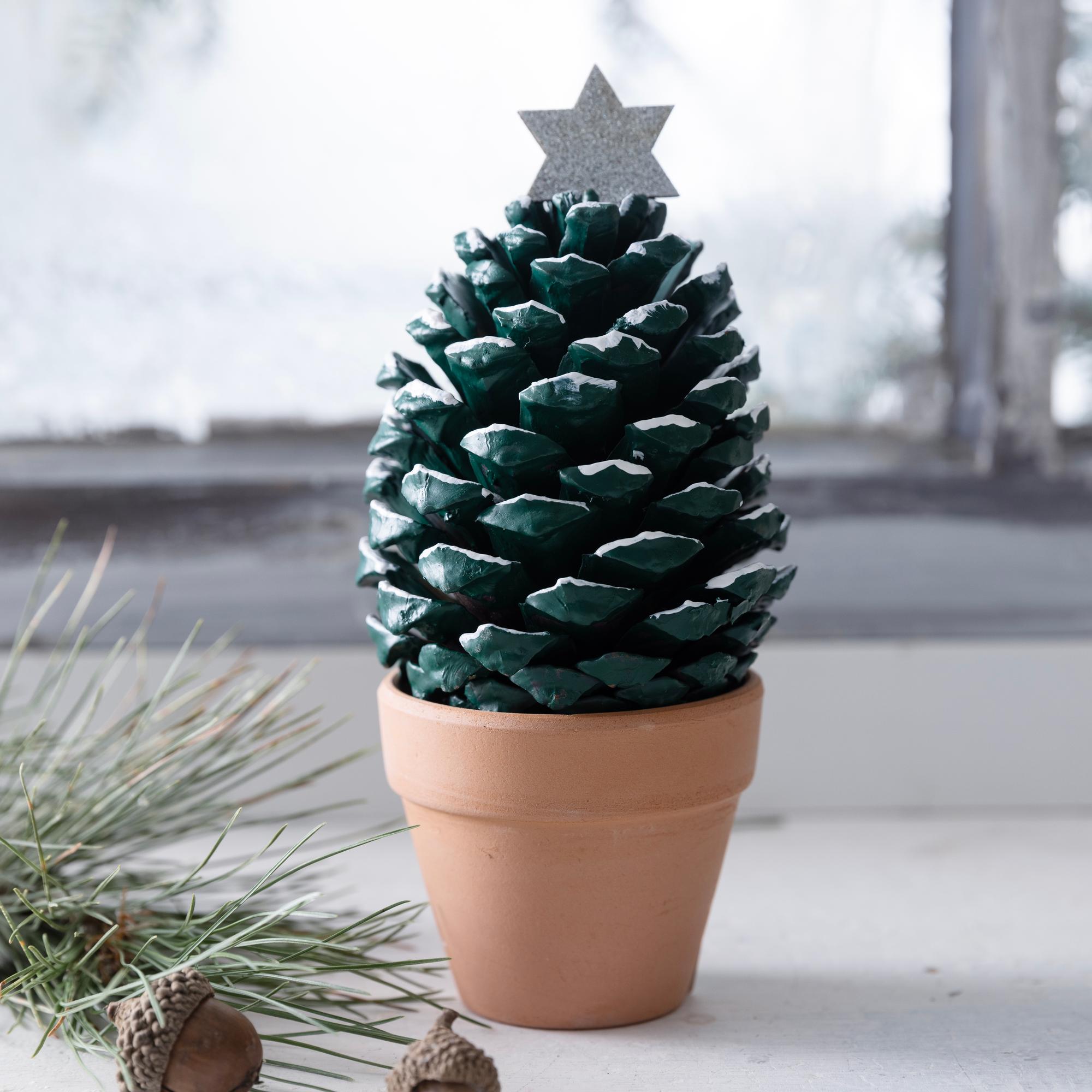 Tee itse helpot ja hienot käpykoristeet ripustettavaksi tai kattaukseen – katso ohjeet!