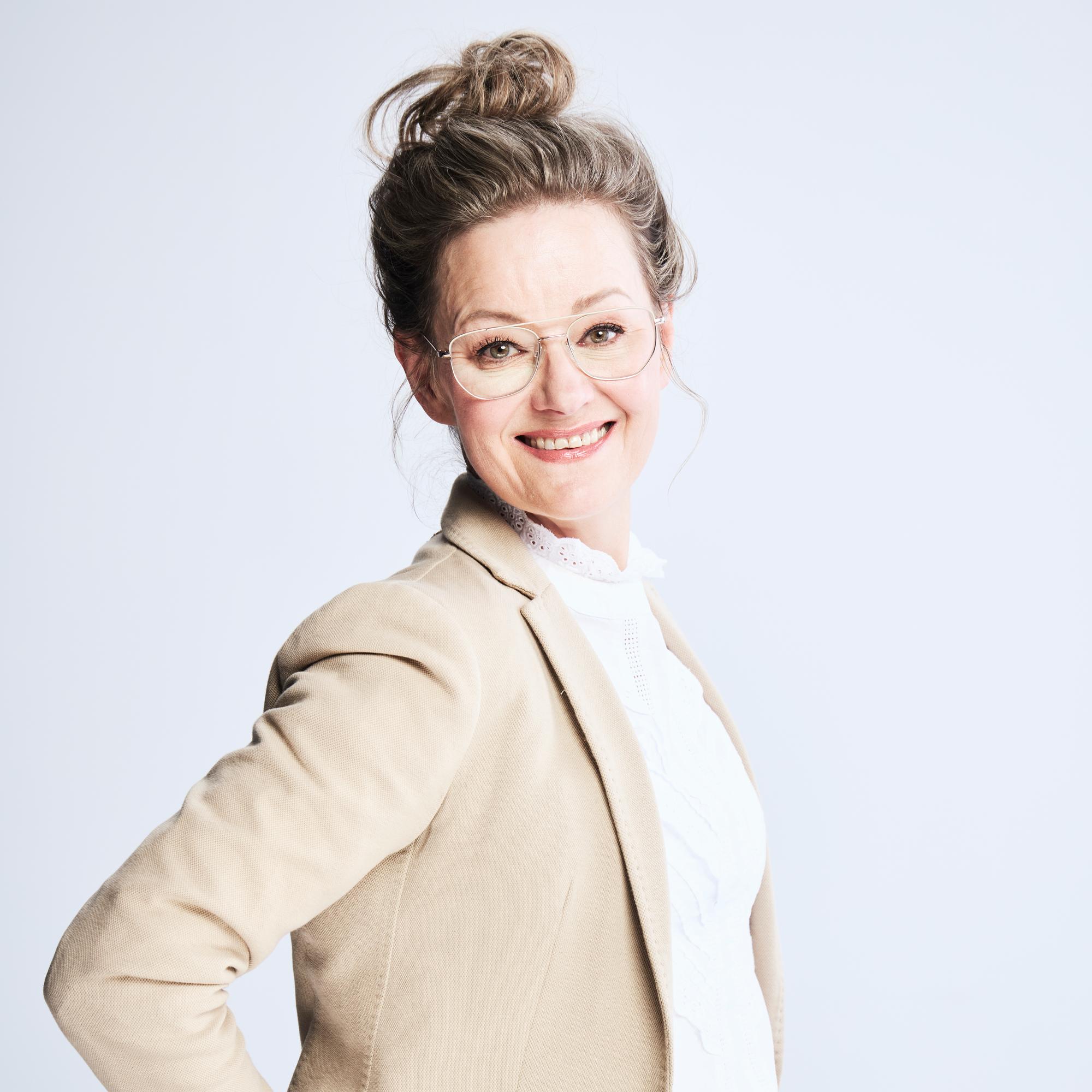 ”Eivät aikuiset askartele” – puolisoni parahdus ei estänyt hurahtamistani käsillä tekemiseen