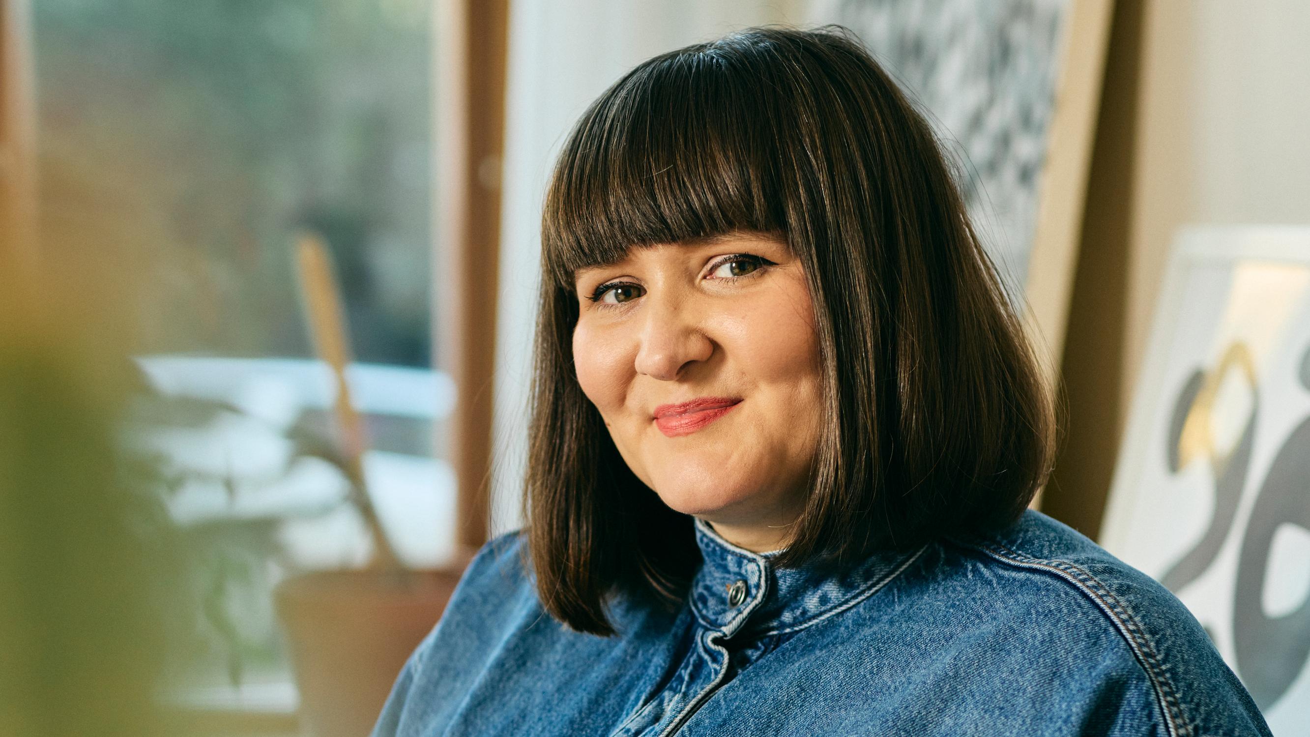 Anna Brotkinin kolumnisarja – luitko jo suvun evakkomatkasta, idyllisestä perinnejouluista ja virheostoksesta huutokaupassa?