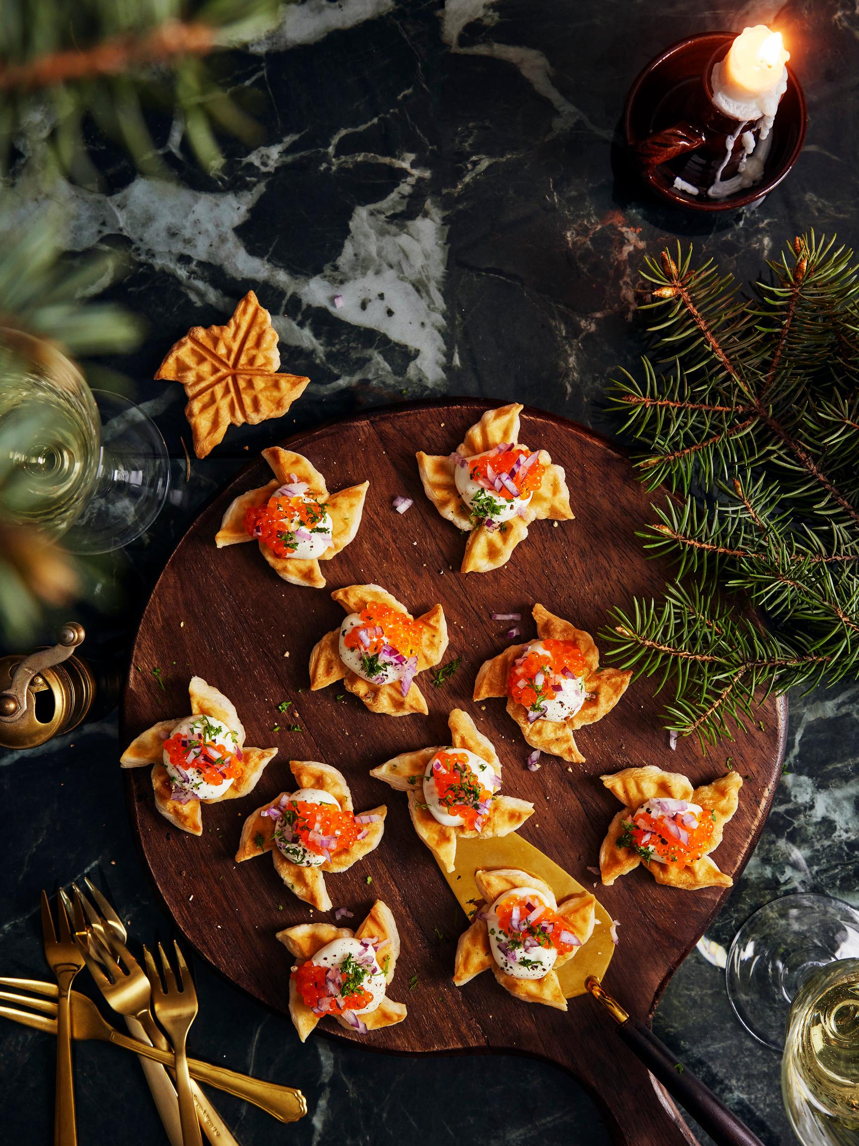 Joulutortut vohveliraudalla – helpot ja hauskat minitortut paistetaan ilman uunia