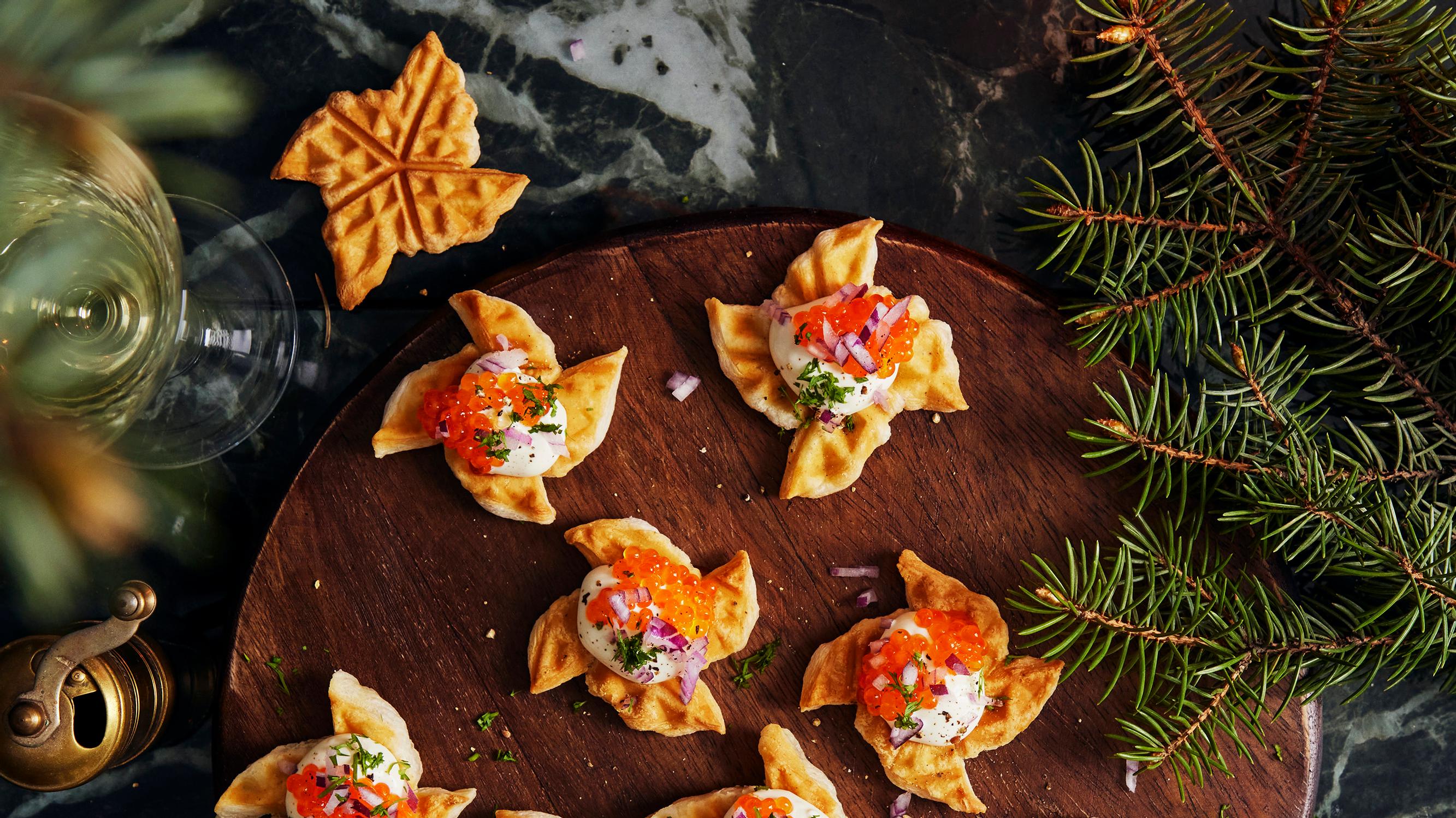 Joulutortut vohveliraudalla – helpot ja hauskat minitortut paistetaan ilman uunia