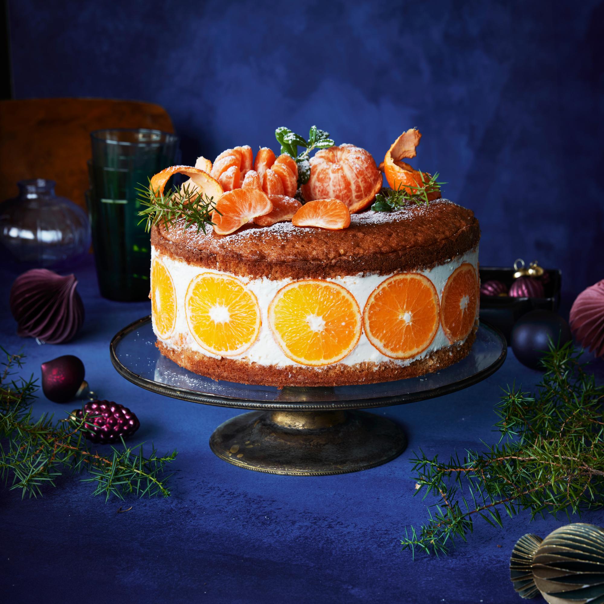 Mandariinikakku on talven juhlien upein leivonnainen – ihanan maun salaisuus piilee mascarponessa 