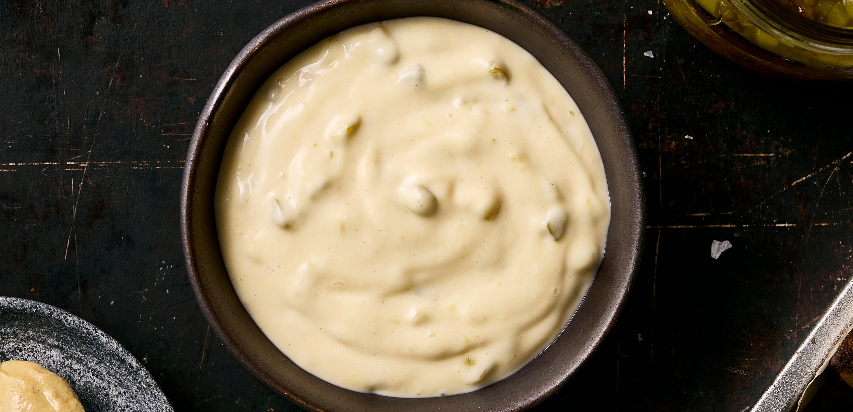 Kurkkumajoneesi – monikäyttöinen kurkkudippi on valmista 5 minuutissa