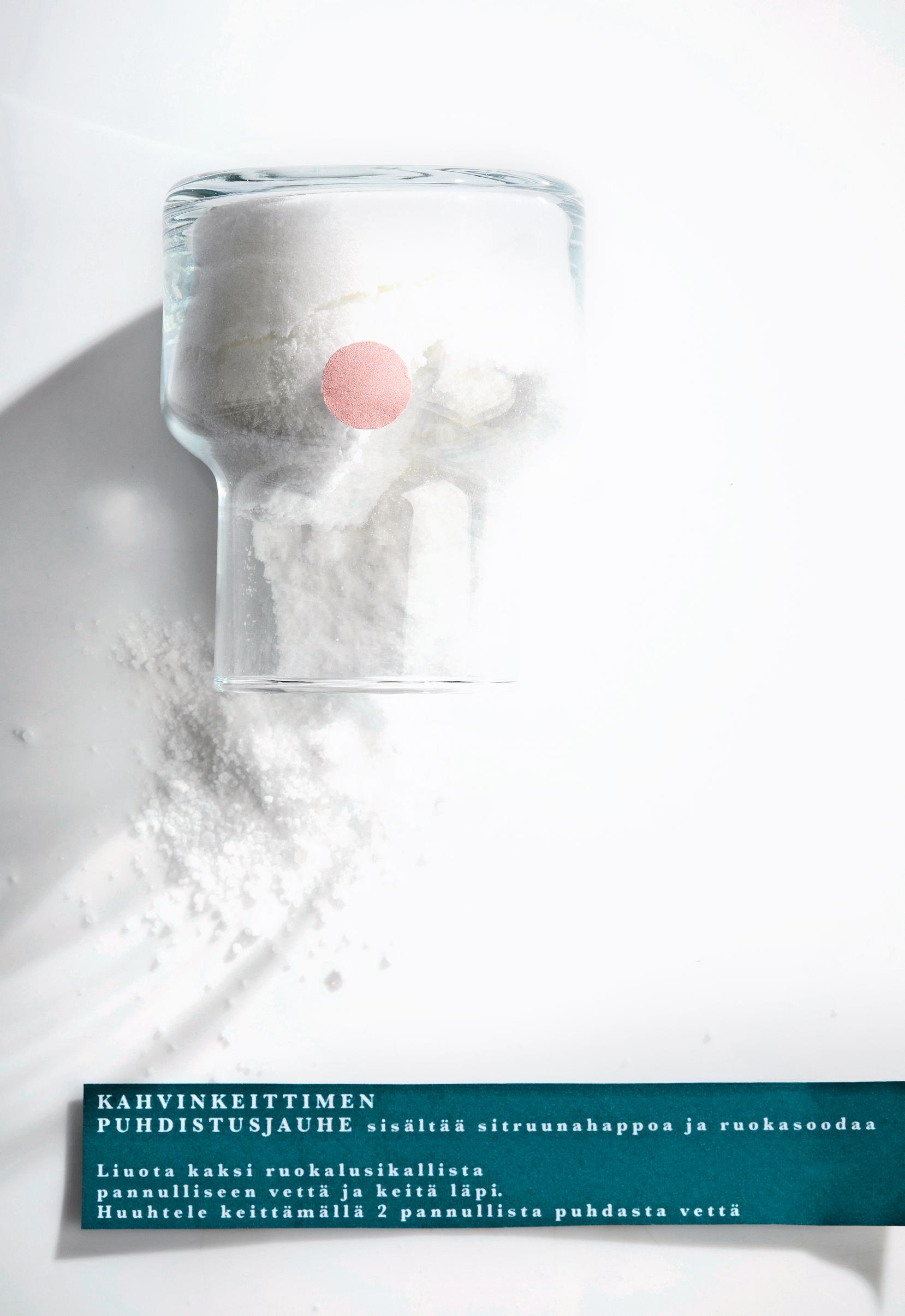 Itse tehty kahvinkeittimen puhdistusjauhe