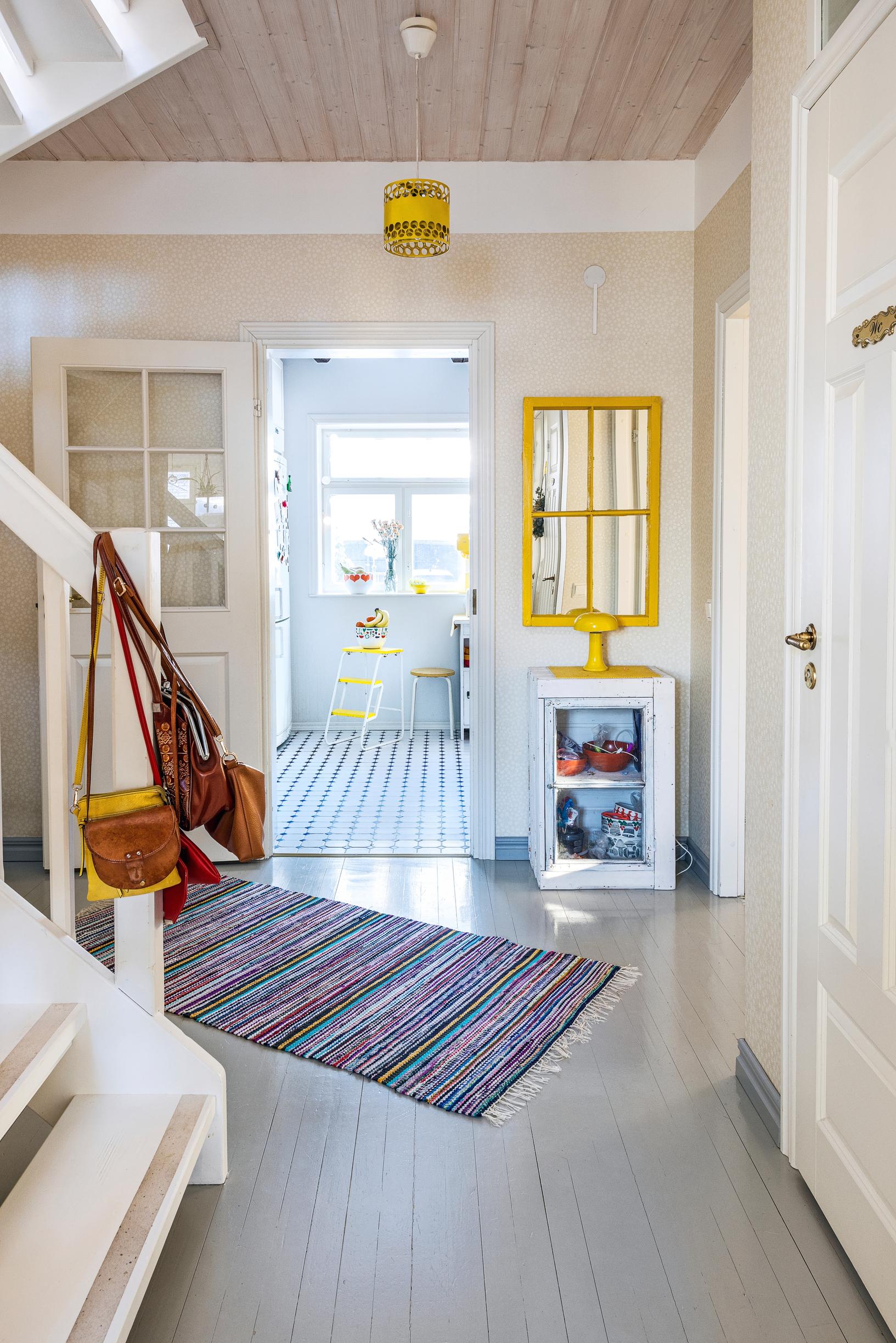 Luomarantojen eteinen.