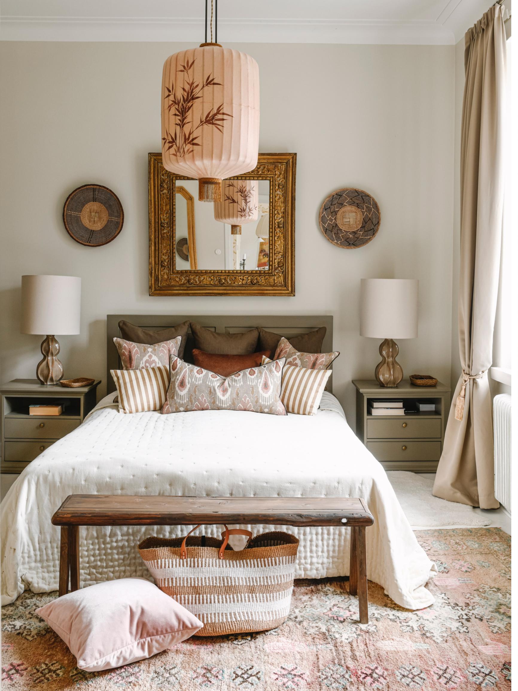 8 × puoleensavetävä petaus – katso vinkit, joilla sijaat tyynyt ja peitot tyylikkäästi!