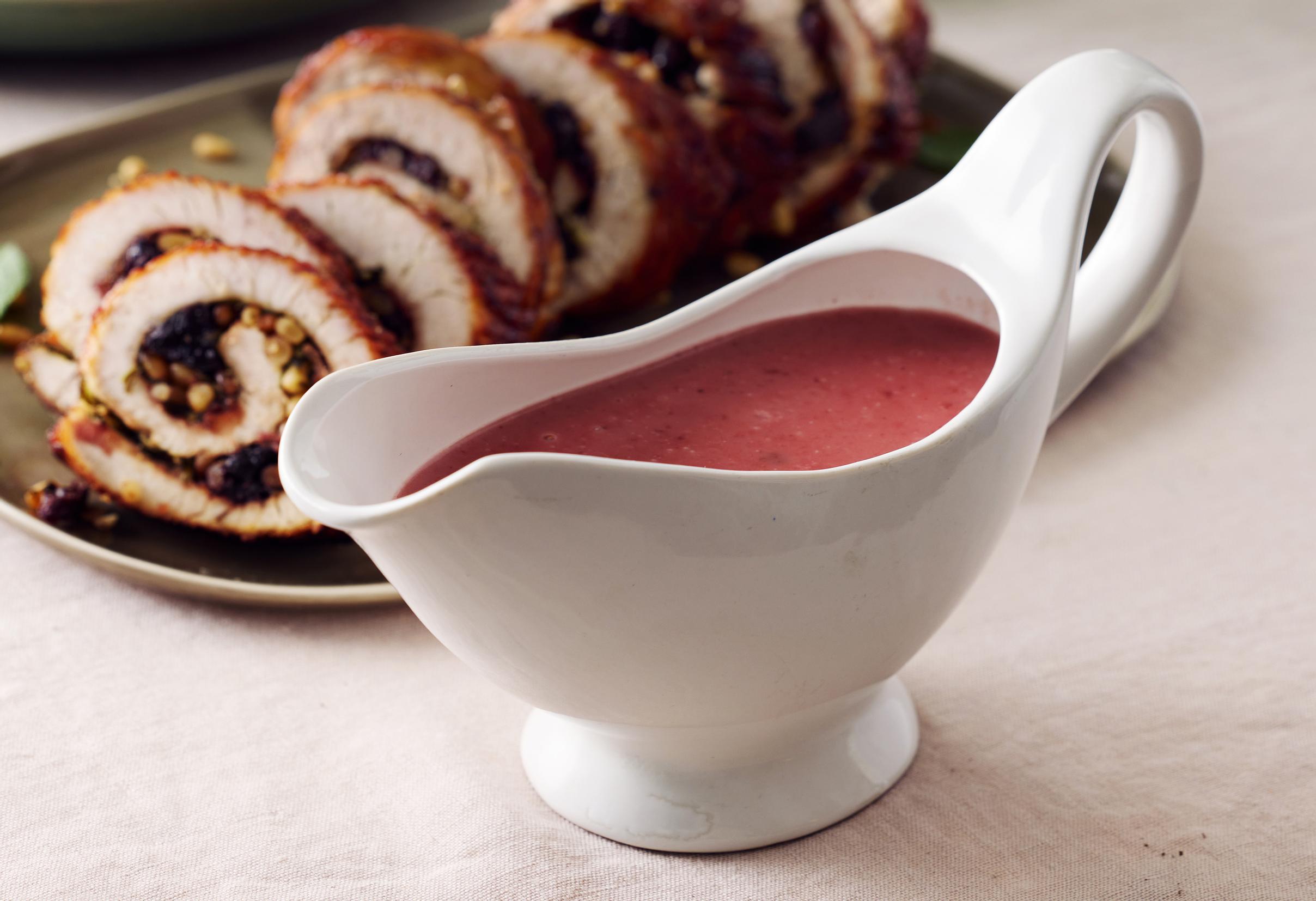 Kastike kalkkunalle – maukas kirsikkainen kastike valmistuu 10 minuutissa