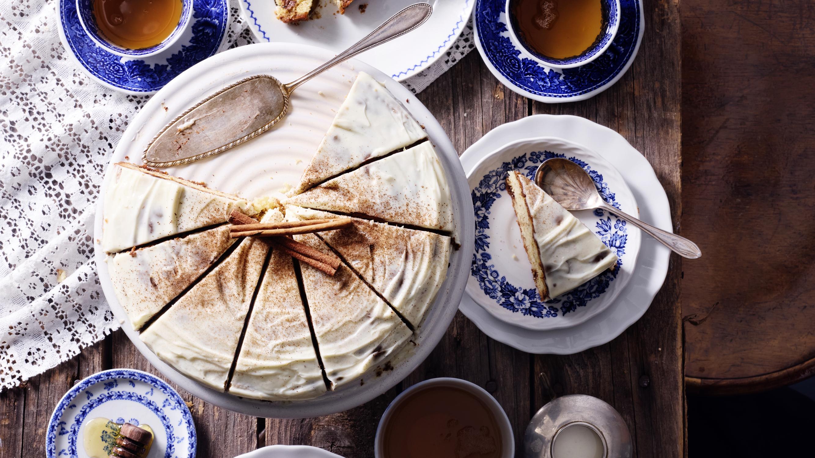 Kanelikierrekakku – nopeasti valmistuva herkku maistuu erehdyttävästi korvapuustilta