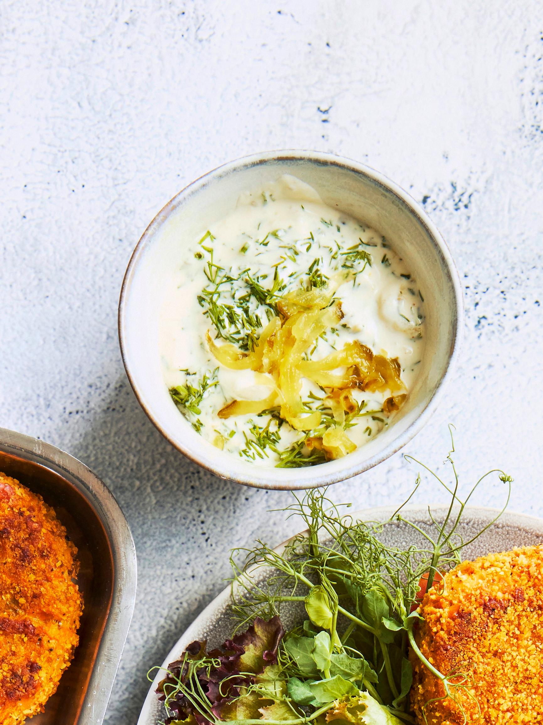 Suolakurkkutsatsiki – kahden hittiherkun yhdistelmä on kerrassaan nerokas