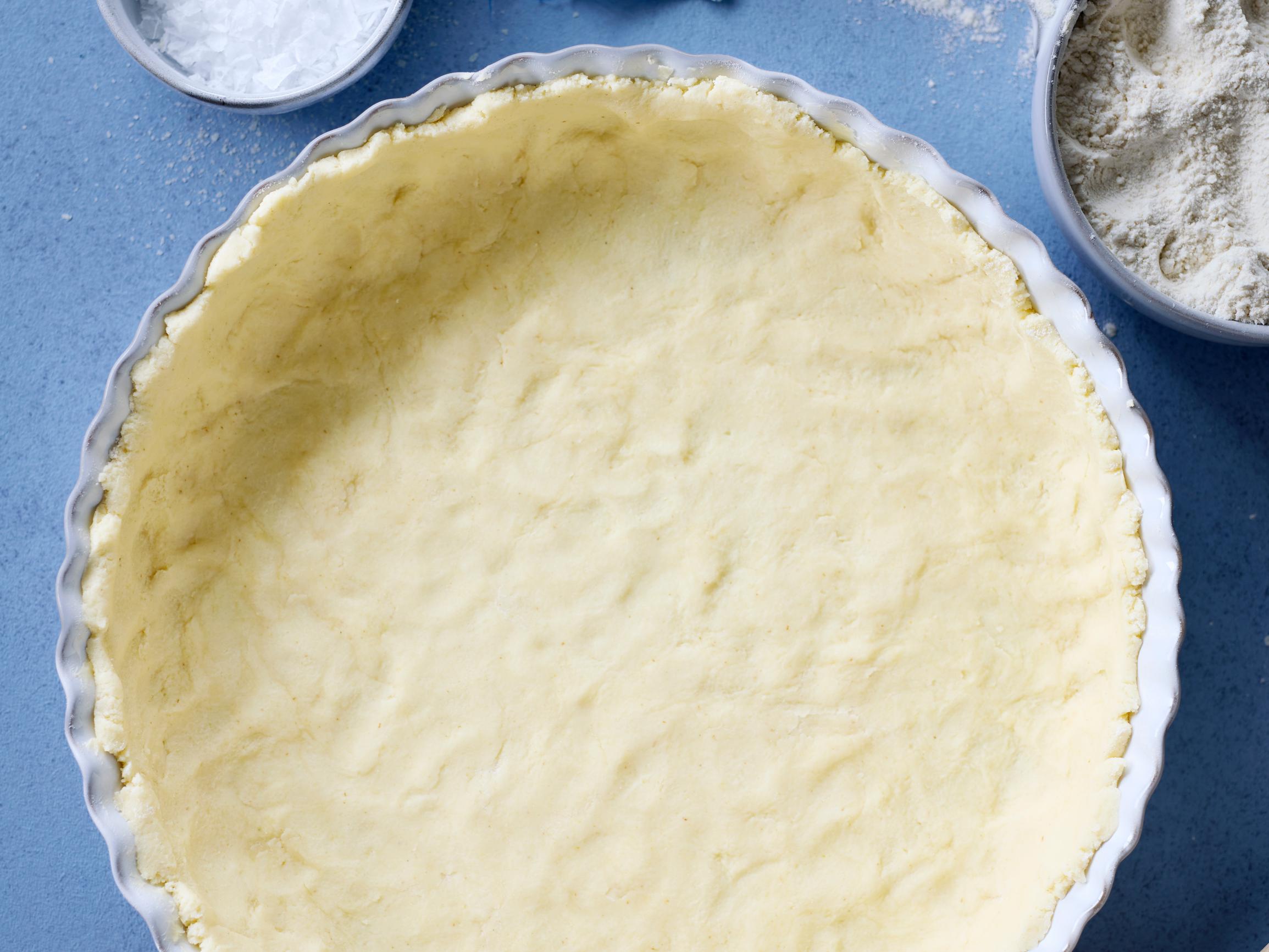 Gluteeniton piirakkapohja – perunahiutaleet antavat taikinalle erinomaisen rakenteen