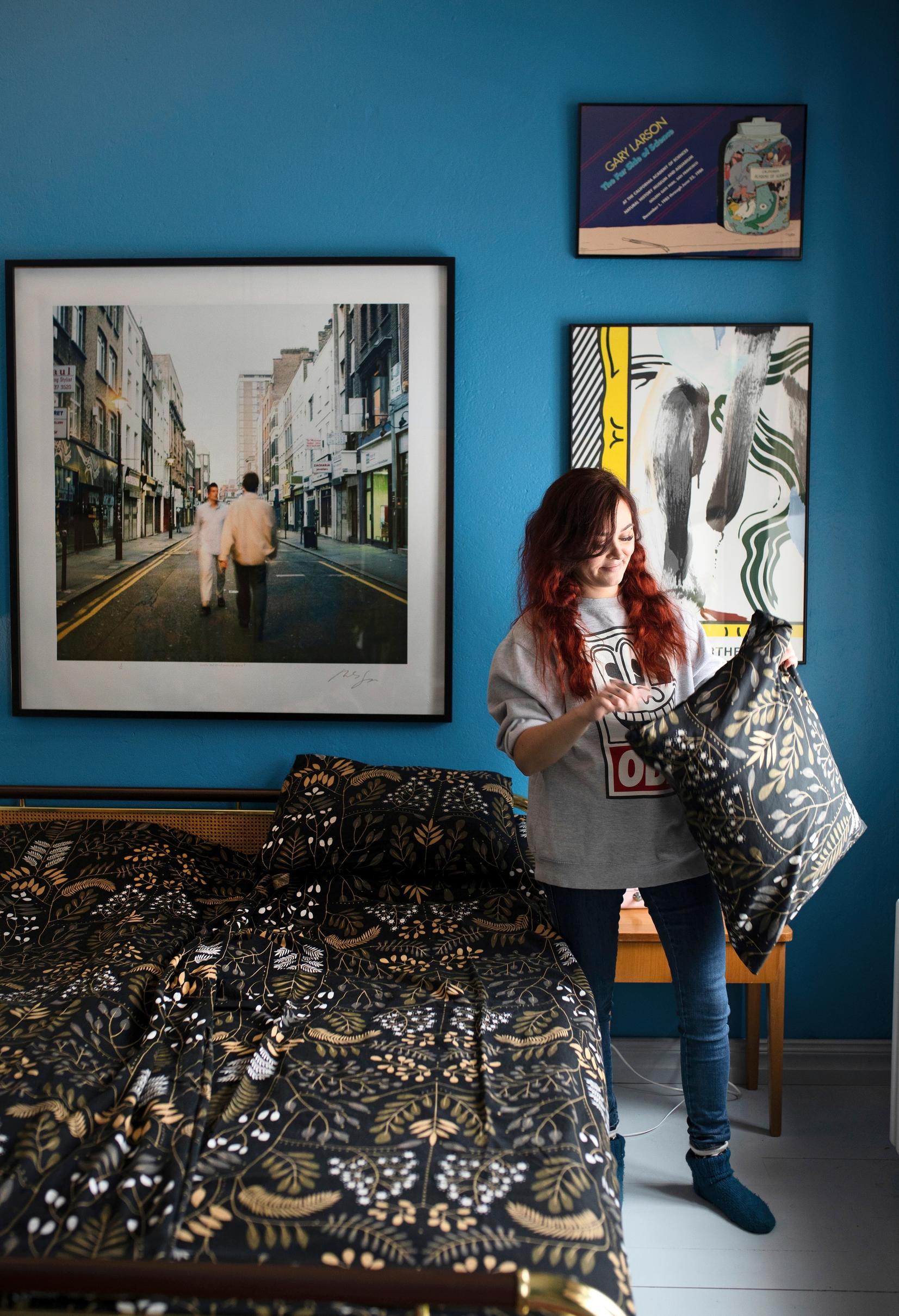 Kasvit, metsät ja eläimet ovat Jennalle ääret­tömän tärkeitä. Lakanoissa on Jennan Pistokas-kuosi.