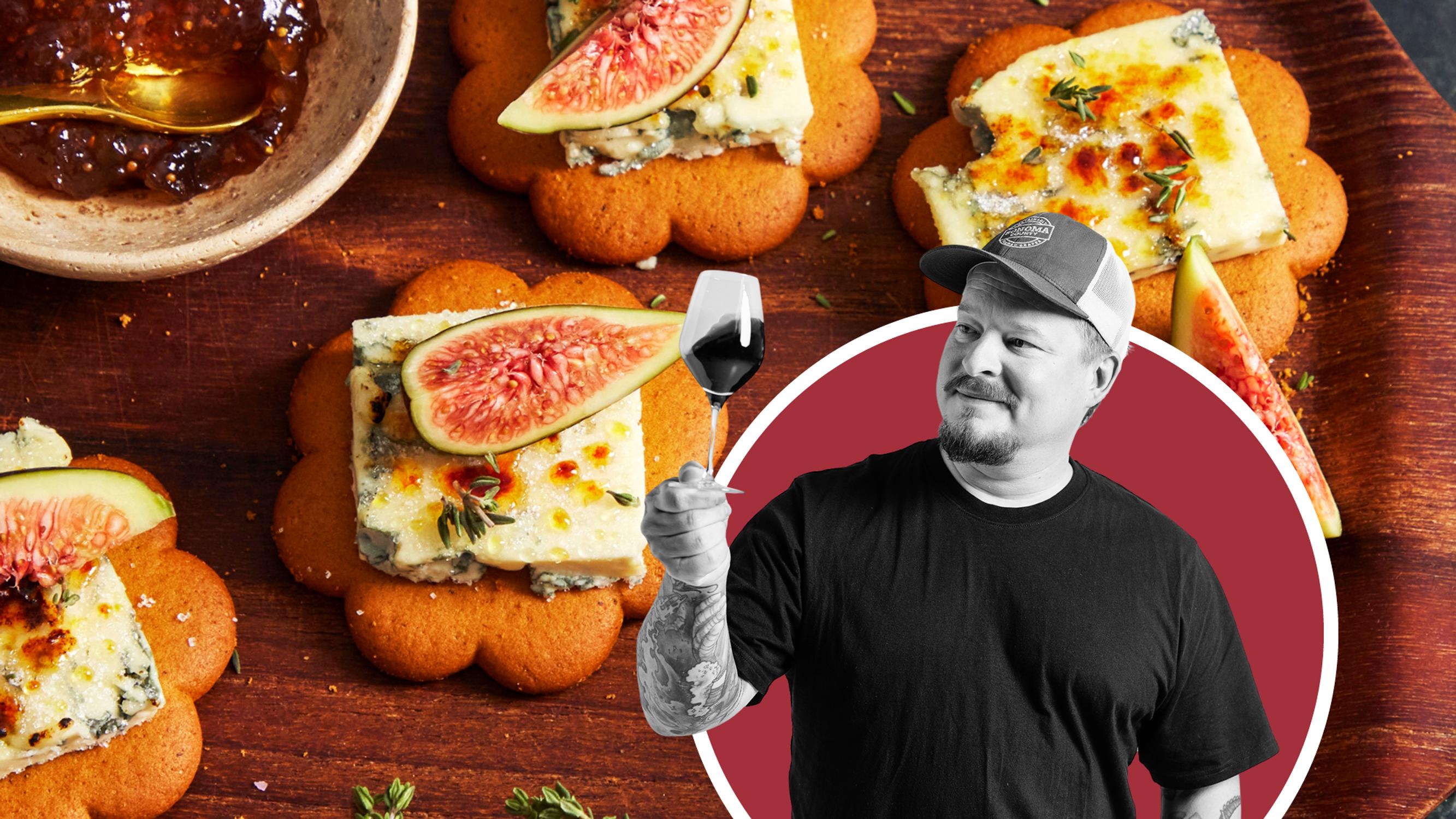 Sama viini sopii taatelikakulle, suklaalle ja juustoille – katso viiniasiantuntijan suositus joulun jälkiruoille