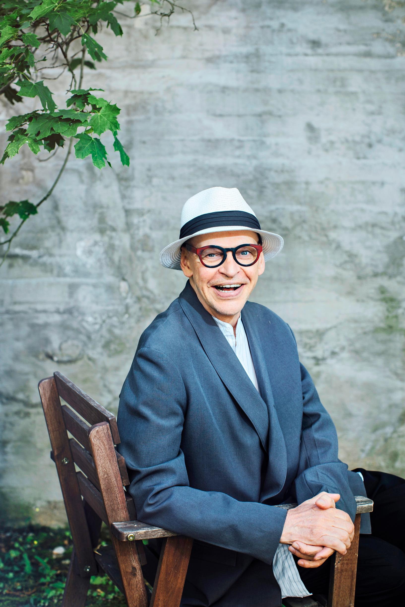 Jorma Uotinen nauttii yön rauhallisista tunneista ja haluaa arvostaa läheisiään – ”Ystävän kanssa voi olla vain hiljaa”