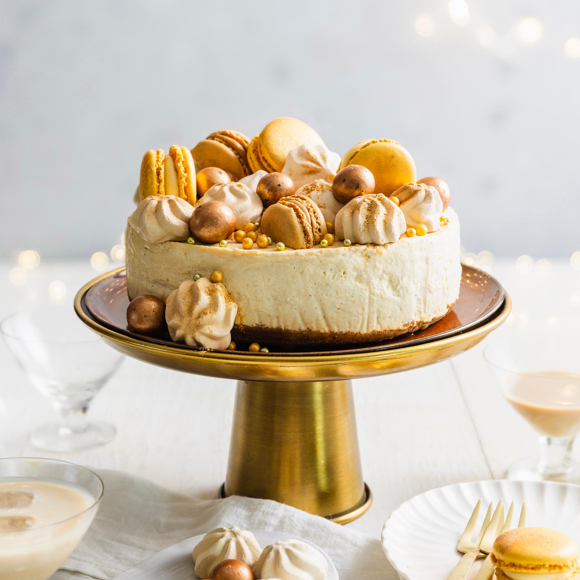 Baileys-juustokakku on kuin lasillinen kermalikööriä kakuksi puettuna – täydellinen hemmotteluherkku!