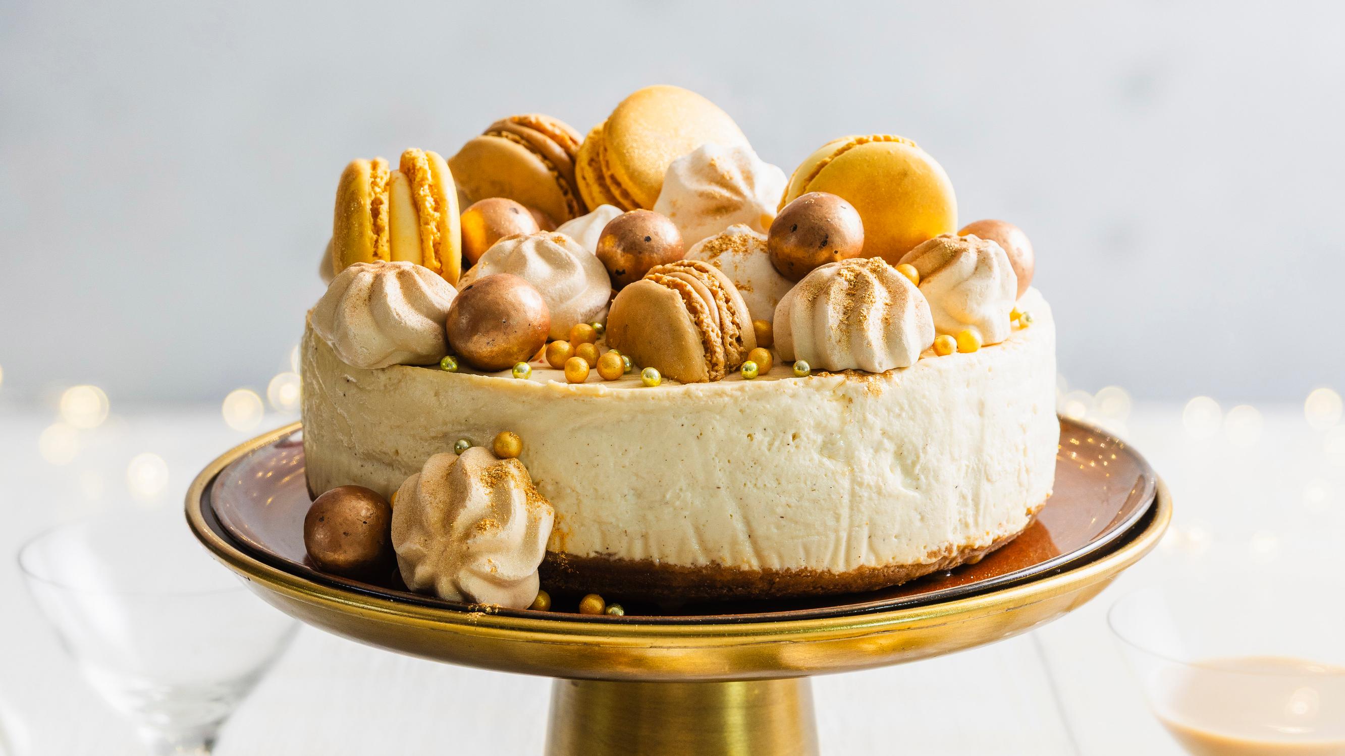 Baileys-juustokakku on kuin lasillinen kermalikööriä kakuksi puettuna – täydellinen hemmotteluherkku!