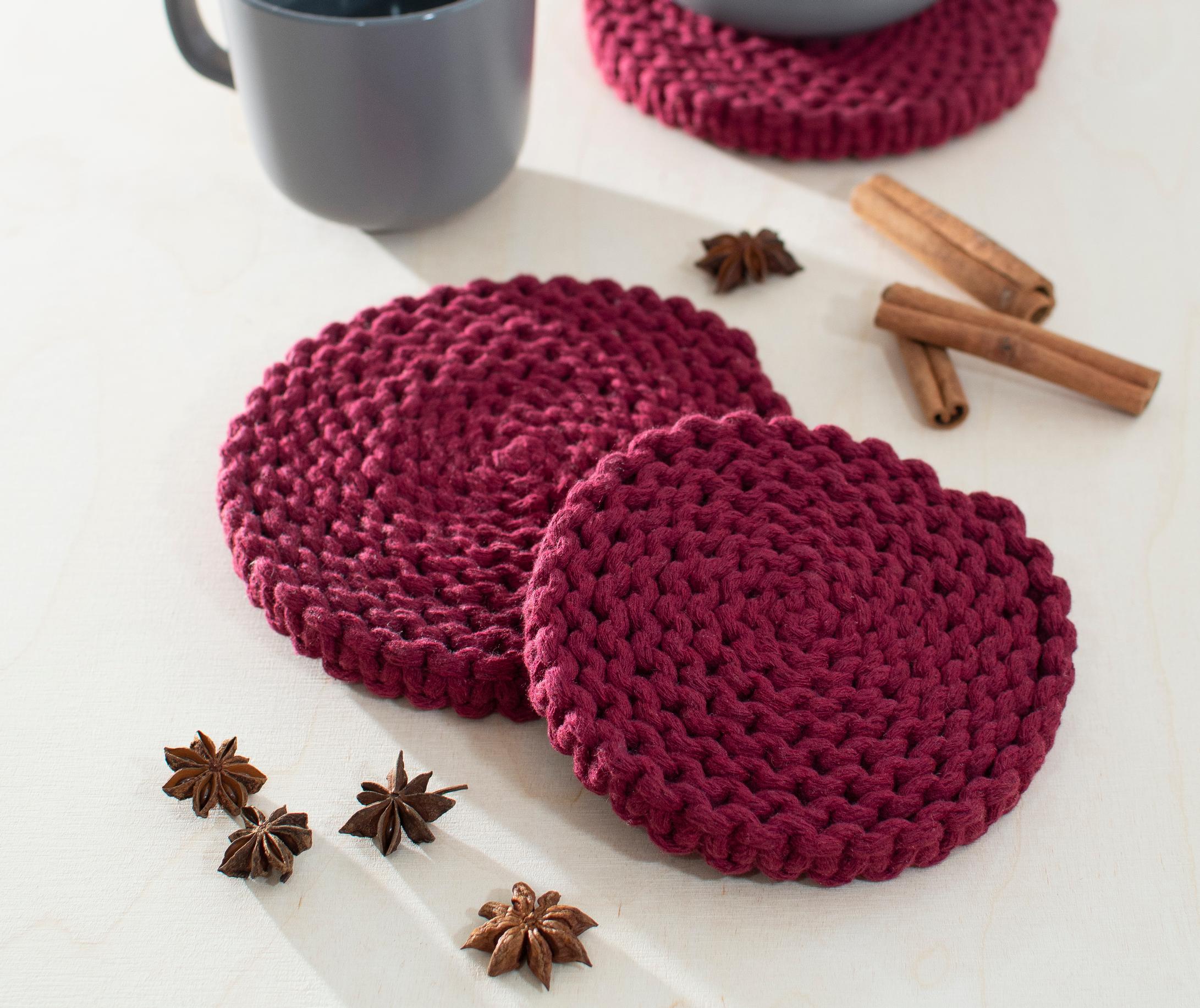 Helppo yhden solmun makramee! Näin teet pienet pannunaluset keittiöön