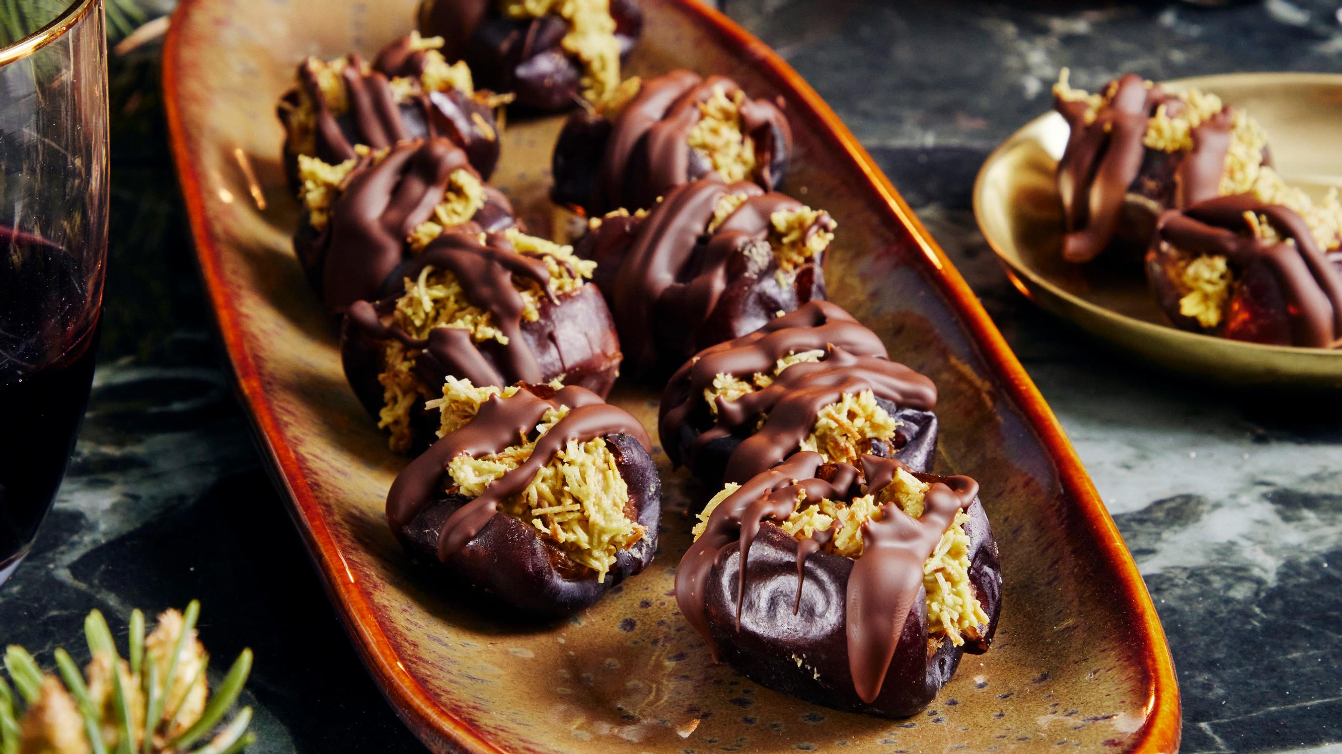 Dubai-suklaataatelit – hittiherkun makumaailma villitsee nyt täytetyissä taateleissa!