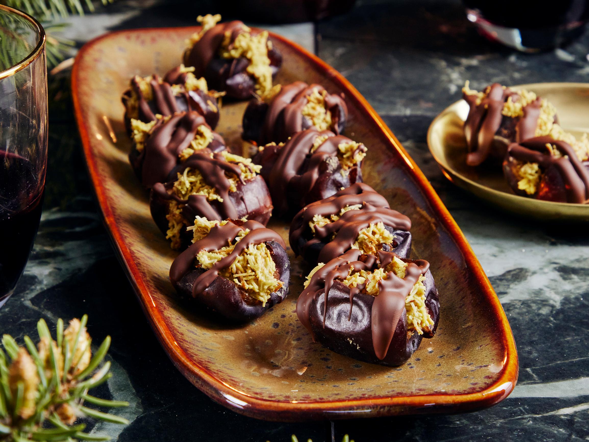 Dubai-suklaataatelit – hittiherkun makumaailma villitsee nyt täytetyissä taateleissa!