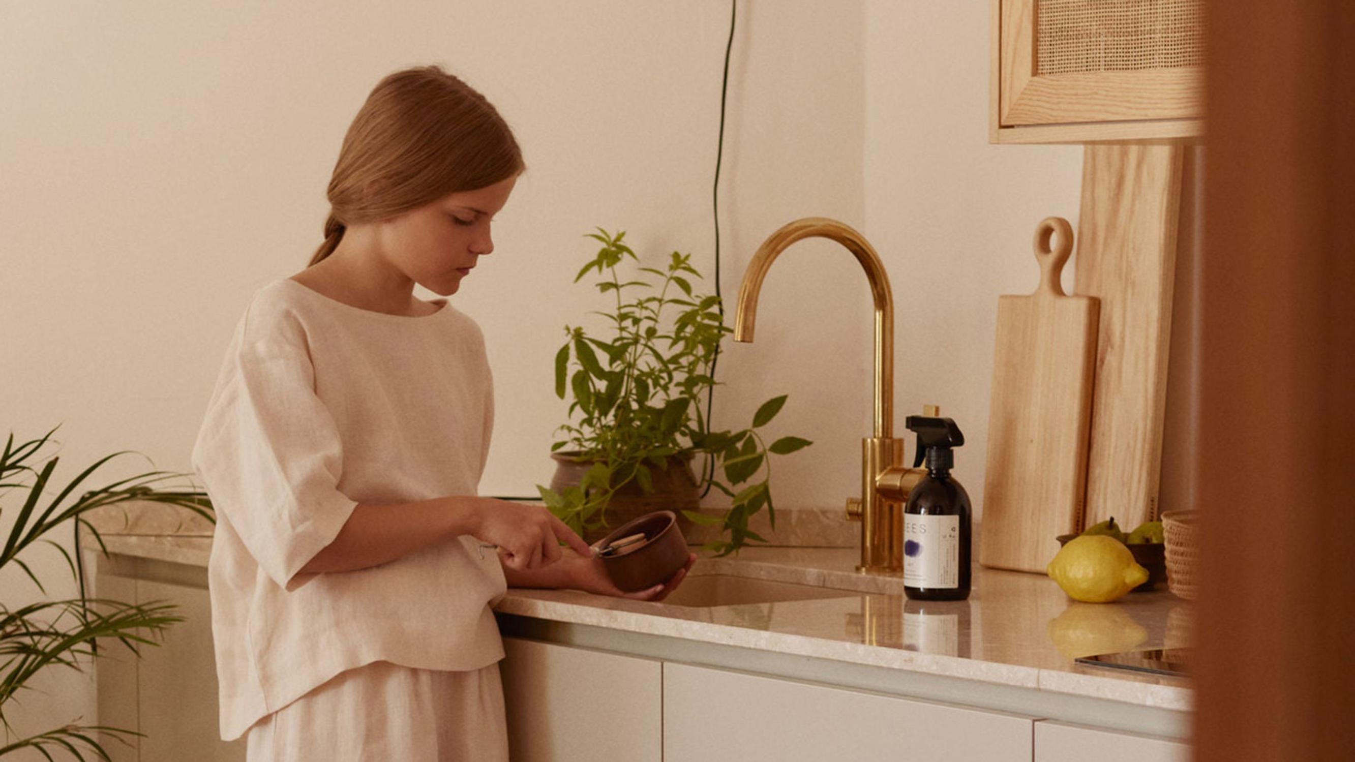 Teikäläisen tiskivuoro? Kurkkaa 6 poimintaa, jotka tekevät kotityöstä kivemman