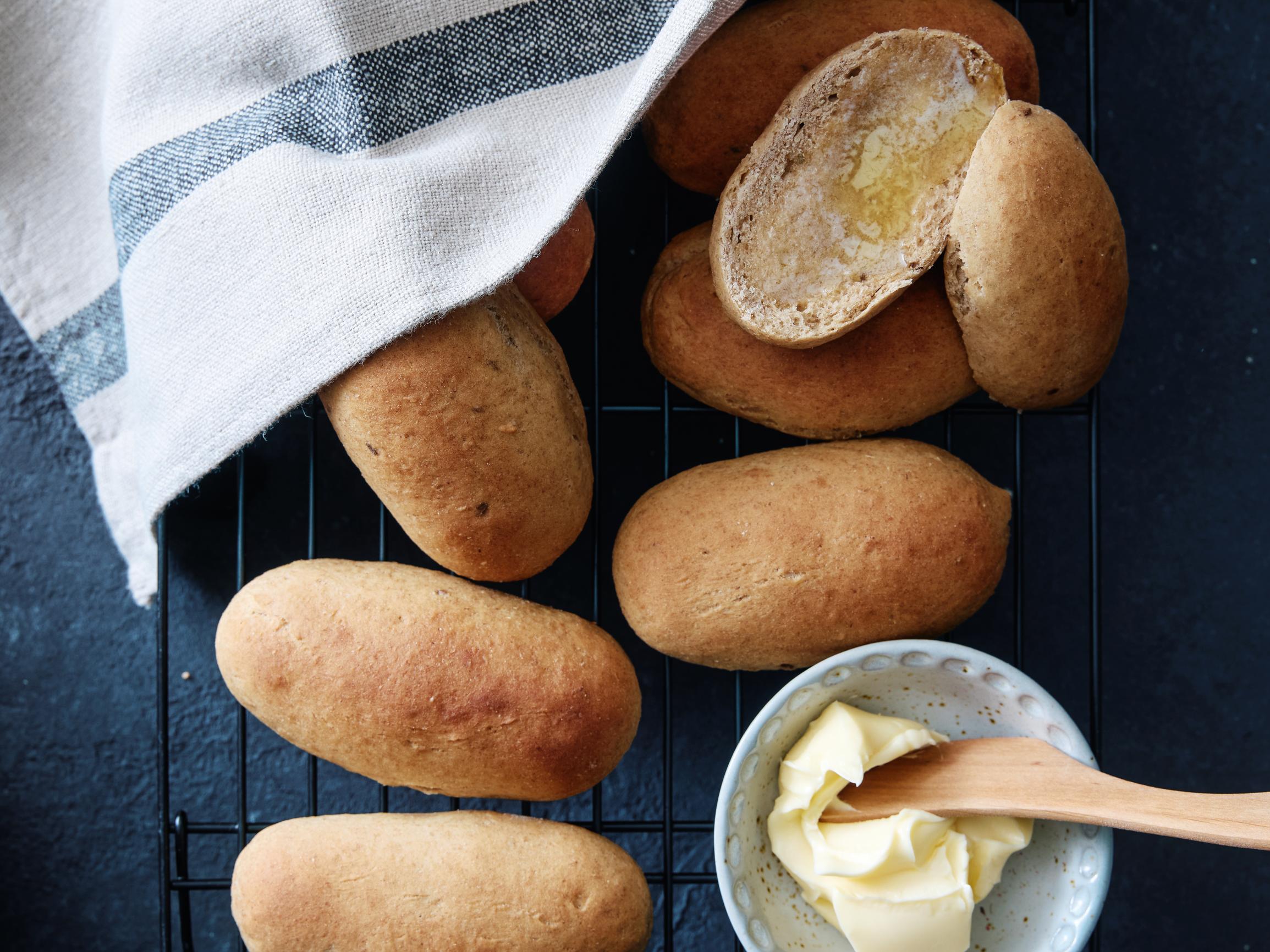 Piimäsämpylät – tuttu piimälimpun maku minikoossa