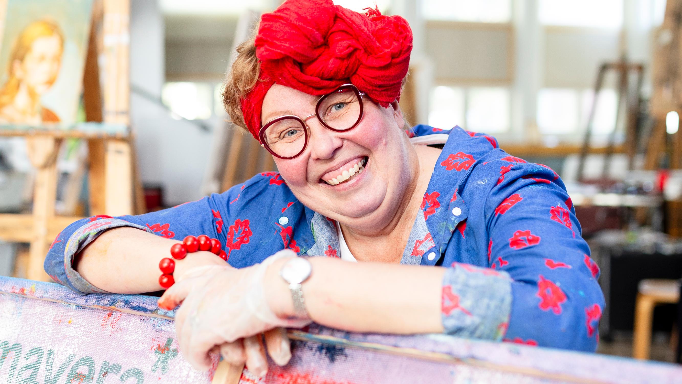 Maarit väsyi hoitotyöhön: ”Lähdin 55-vuotiaana opiskelemaan taidetta”